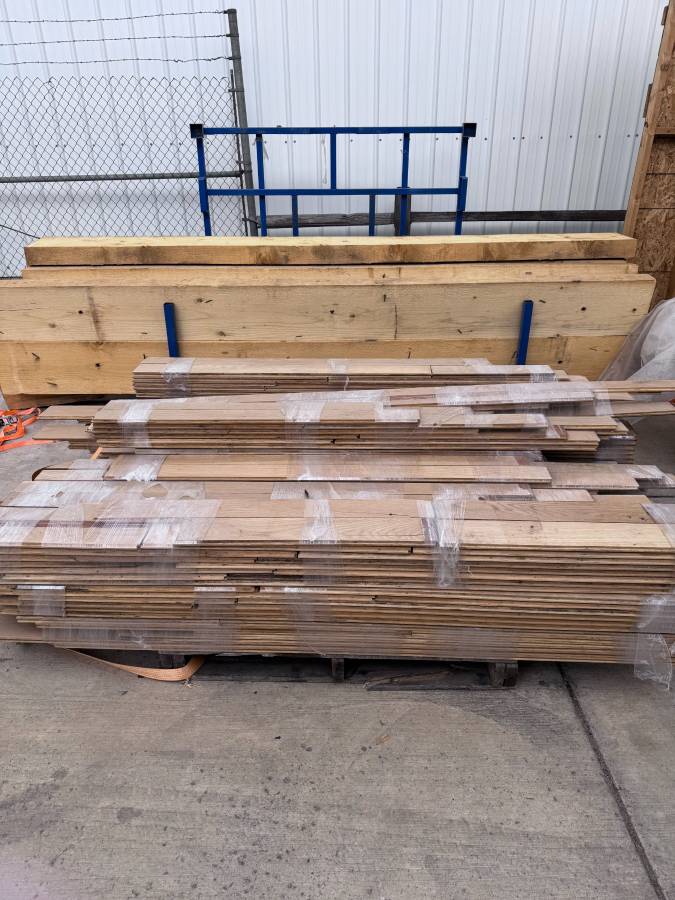 Oak Reclaimed Flooring, Variable Width, 300 sqft