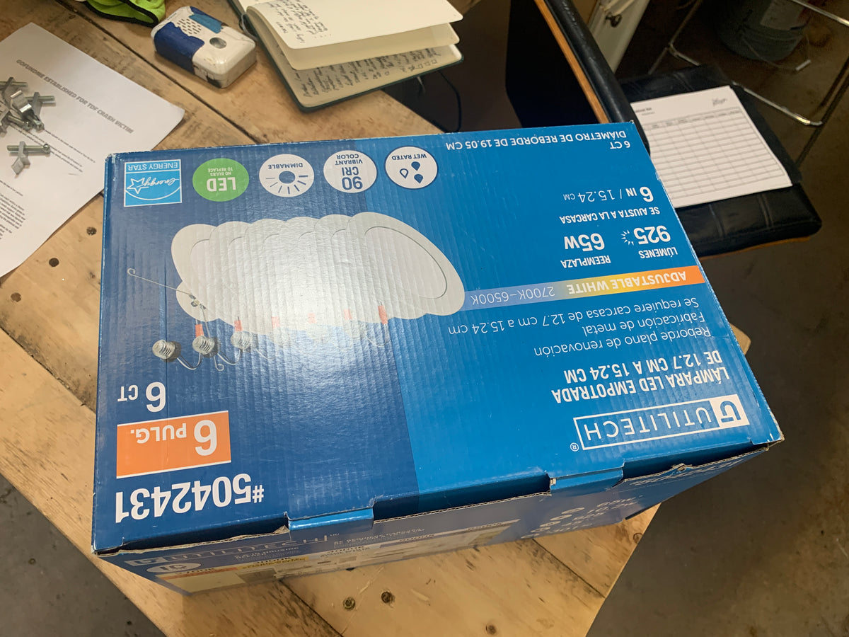 Utilitech 6-Pack LED Recessed Light Trim Kit - New in Box