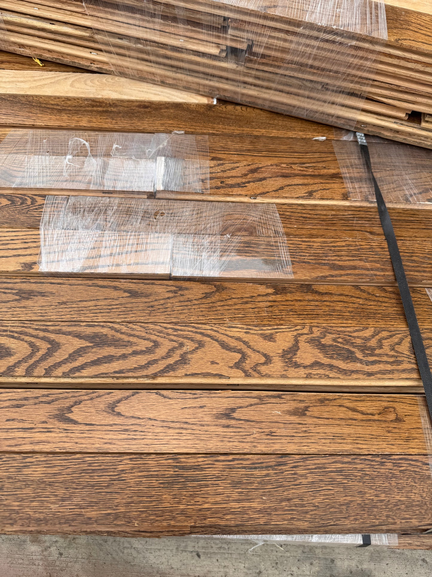 Oak Reclaimed Flooring, 2 1/4in, 400 sqft