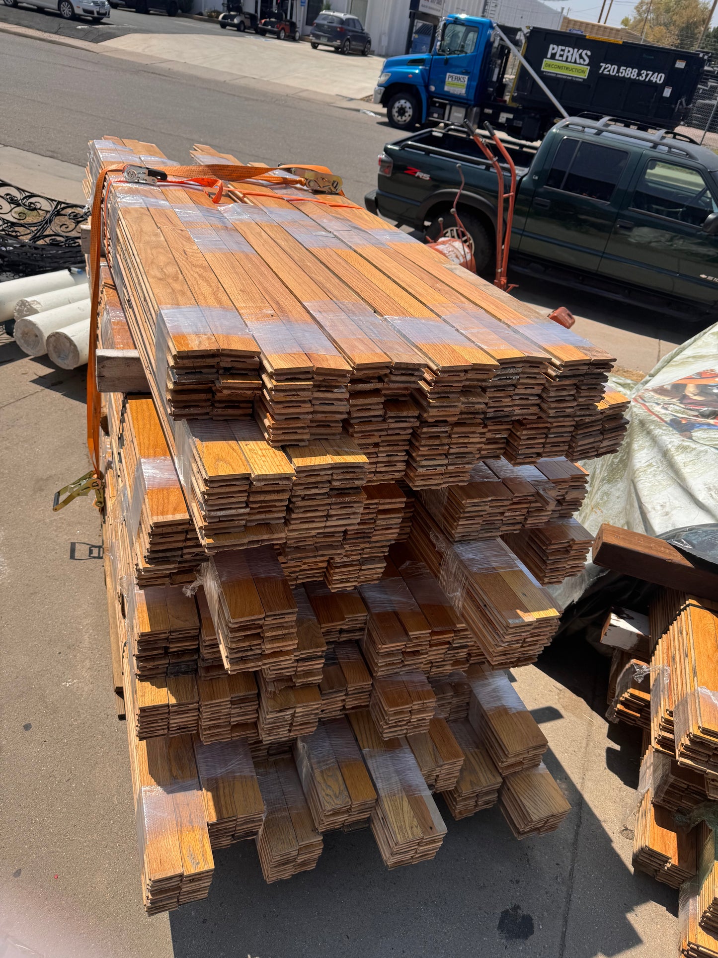 Oak Reclaimed Flooring, 2.25in, 625 sqft