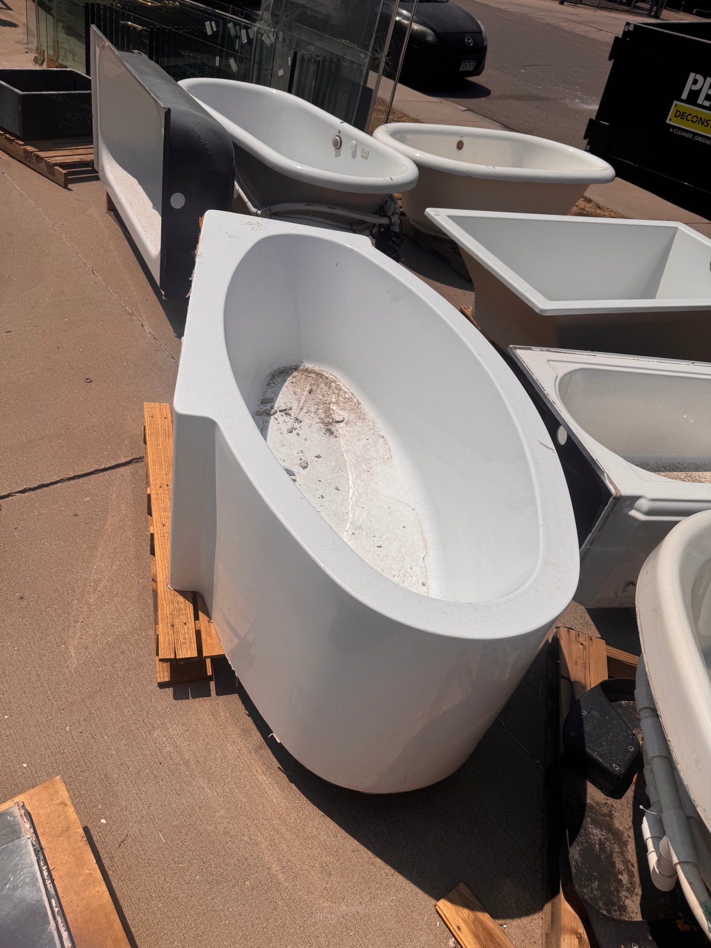 Reclaimed Soaking Tub, 6 Foot White