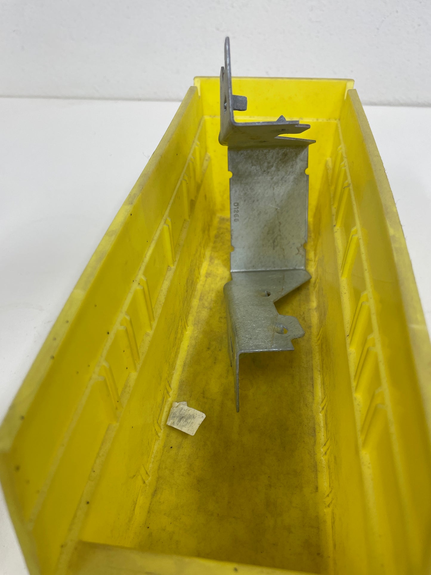 Simpson Strong-Tie LUS26-27 Adjustable Joist Hanger