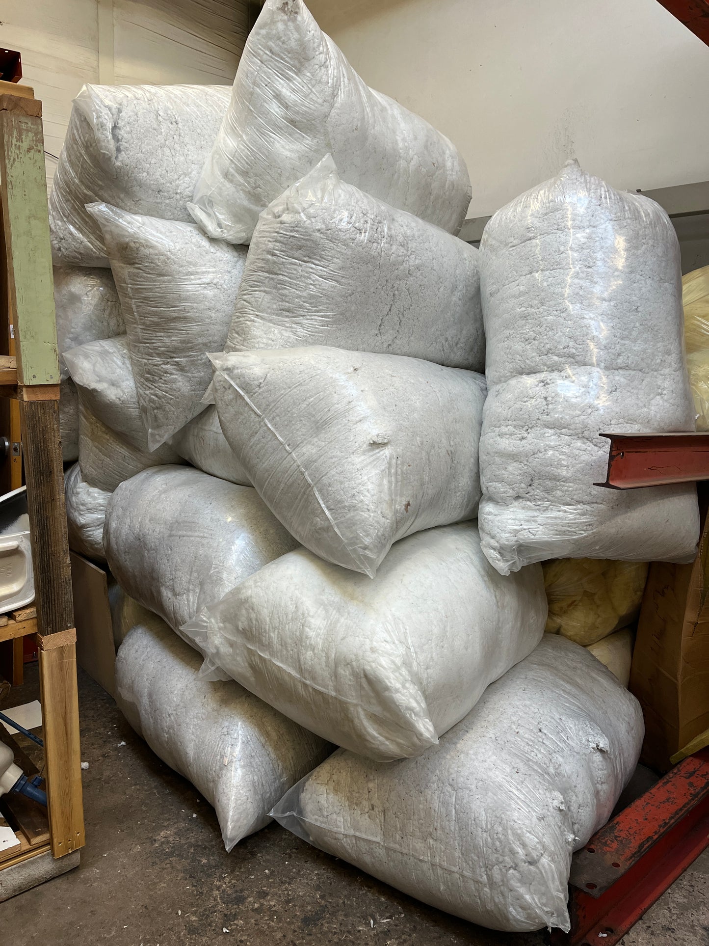 Loose Fill Insulation (30lbs = 100-130sqft @ R-19)