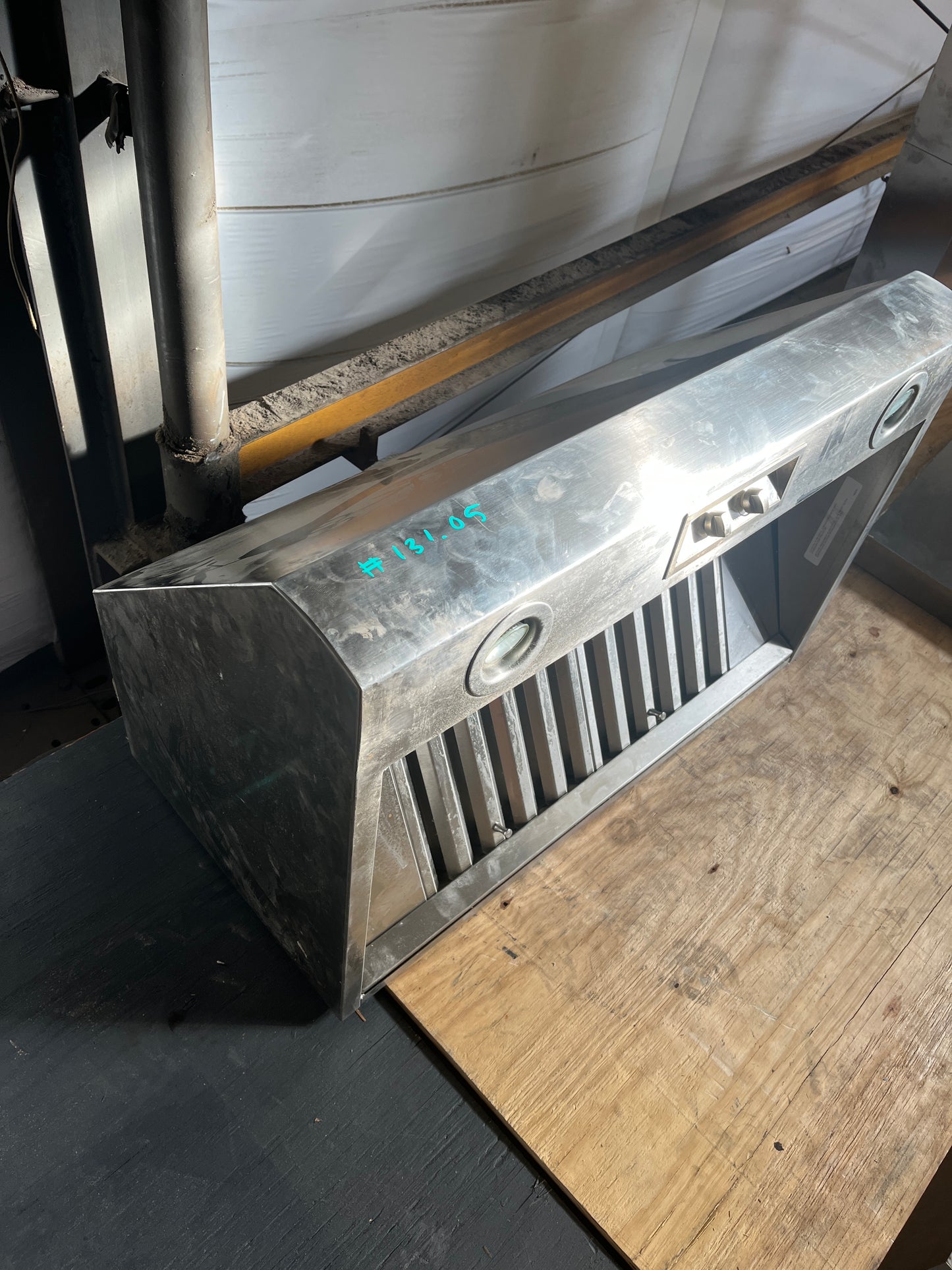 Wolf 36 in Wall Mount Range Hood For Parts Model PW362418 [#131.05]