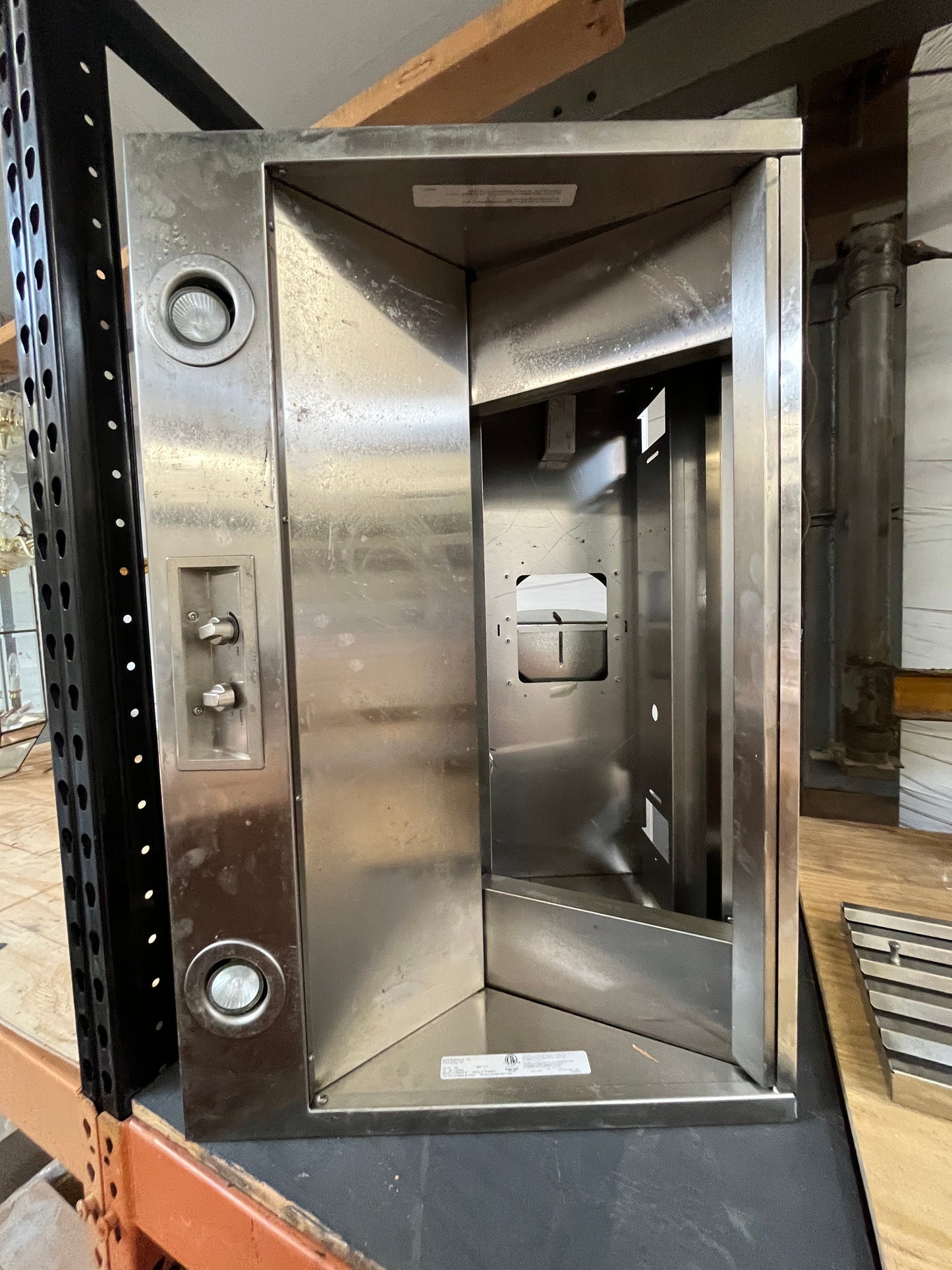 Wolf 36 in Wall Mount Range Hood For Parts Model PW362418 [#131.05]