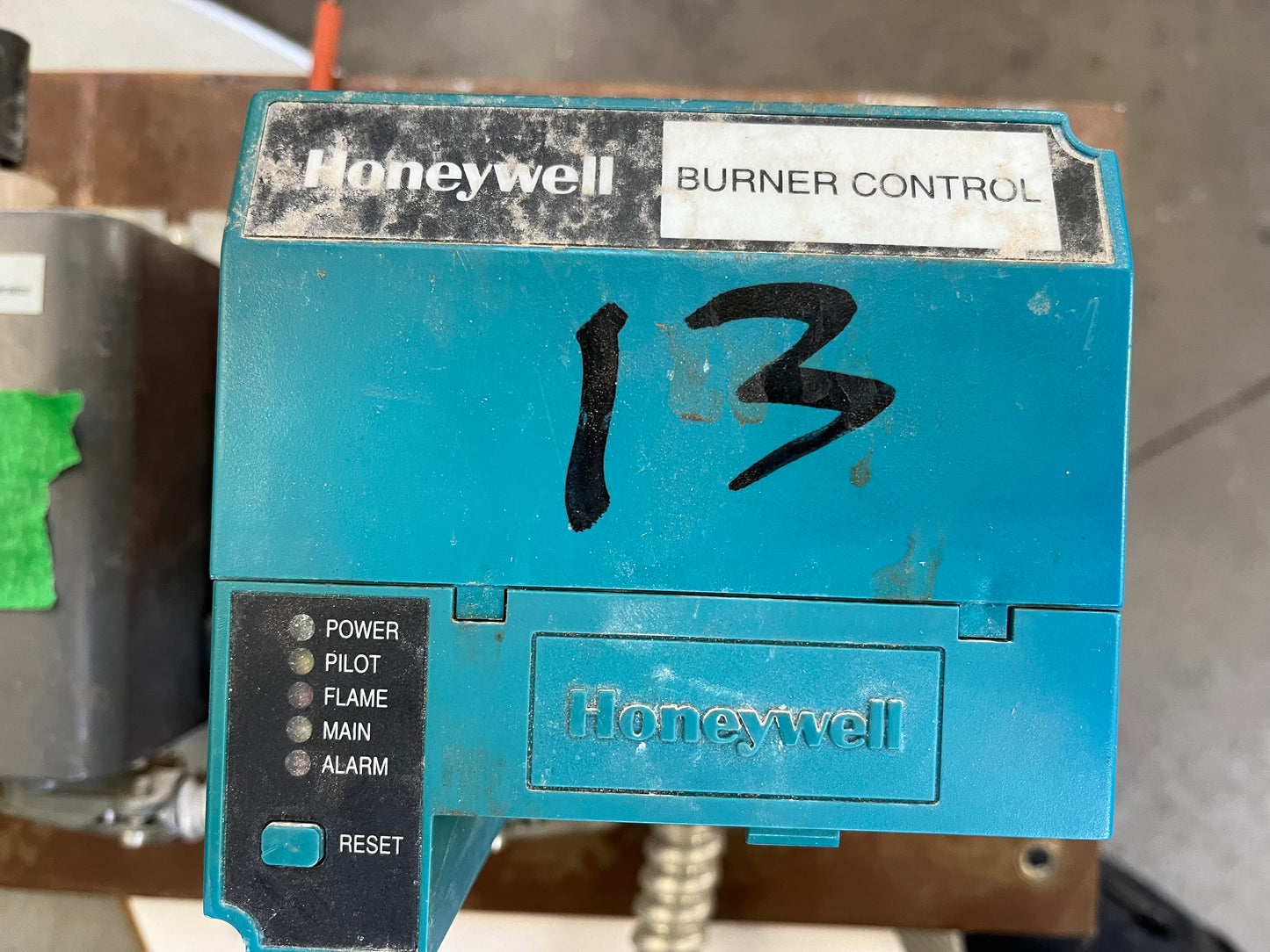 Honeywell Burner Control Unit + Amplifier + Spark Generator [813.06]