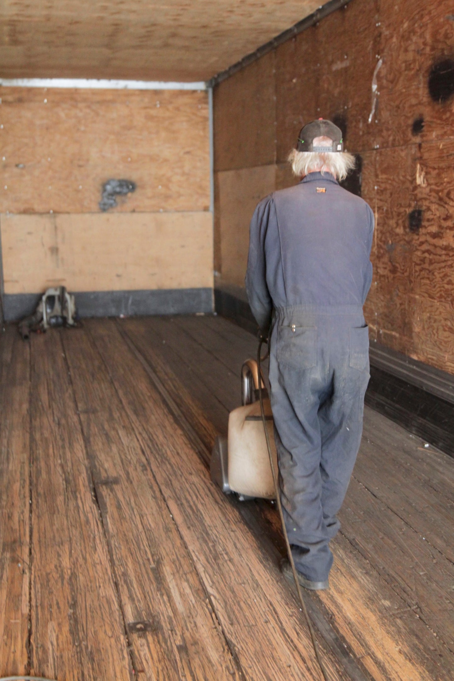 Reclaimed Oak Cargo Planks