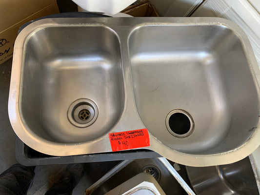 Stainless Undermount Kitchen Sink [SK003]
