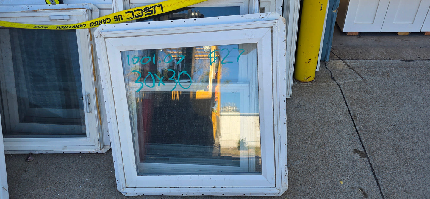 Double-Paned Window 30" x 30" [1001.07]