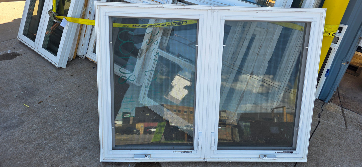 Double-Paned Window 30" x 30" [1001.08]