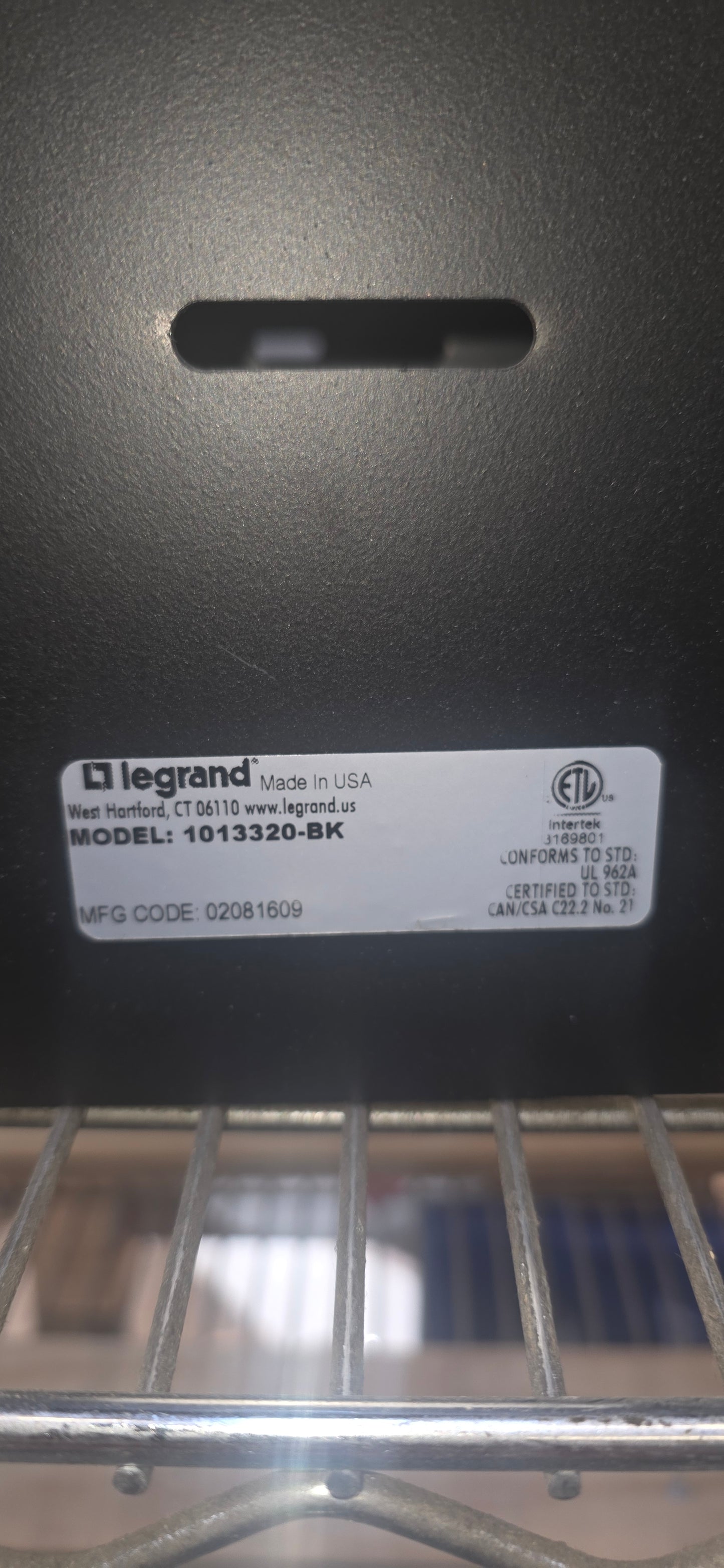 Legrand In-Wall Media Box Black  ID [#124.01]