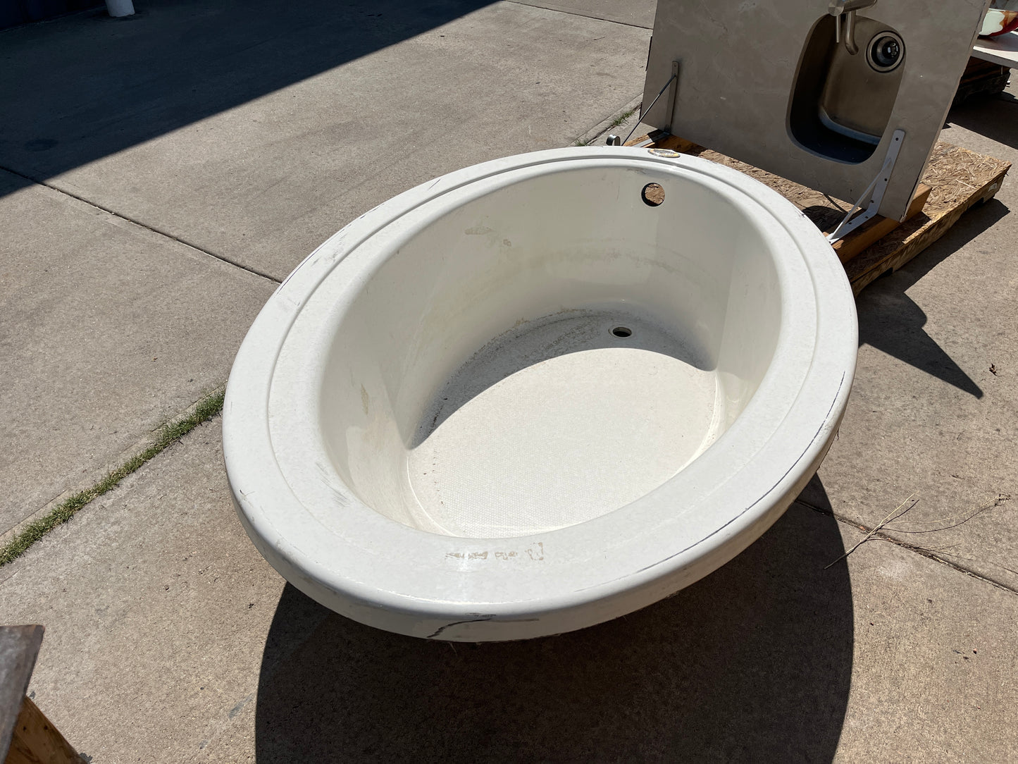 Oval Jacuzzi Whirlpool Drop-In Tub – Riva Bath Model #9360 [707.10]