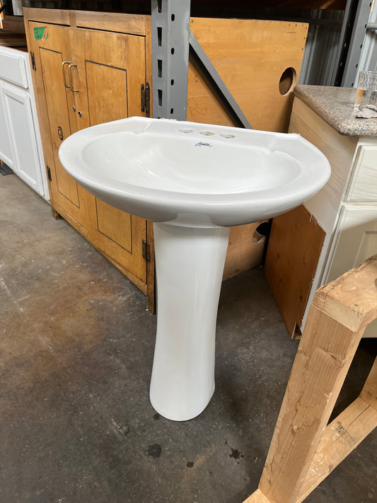 Pedestal Sink (22" x 17" x 33") [919.02]