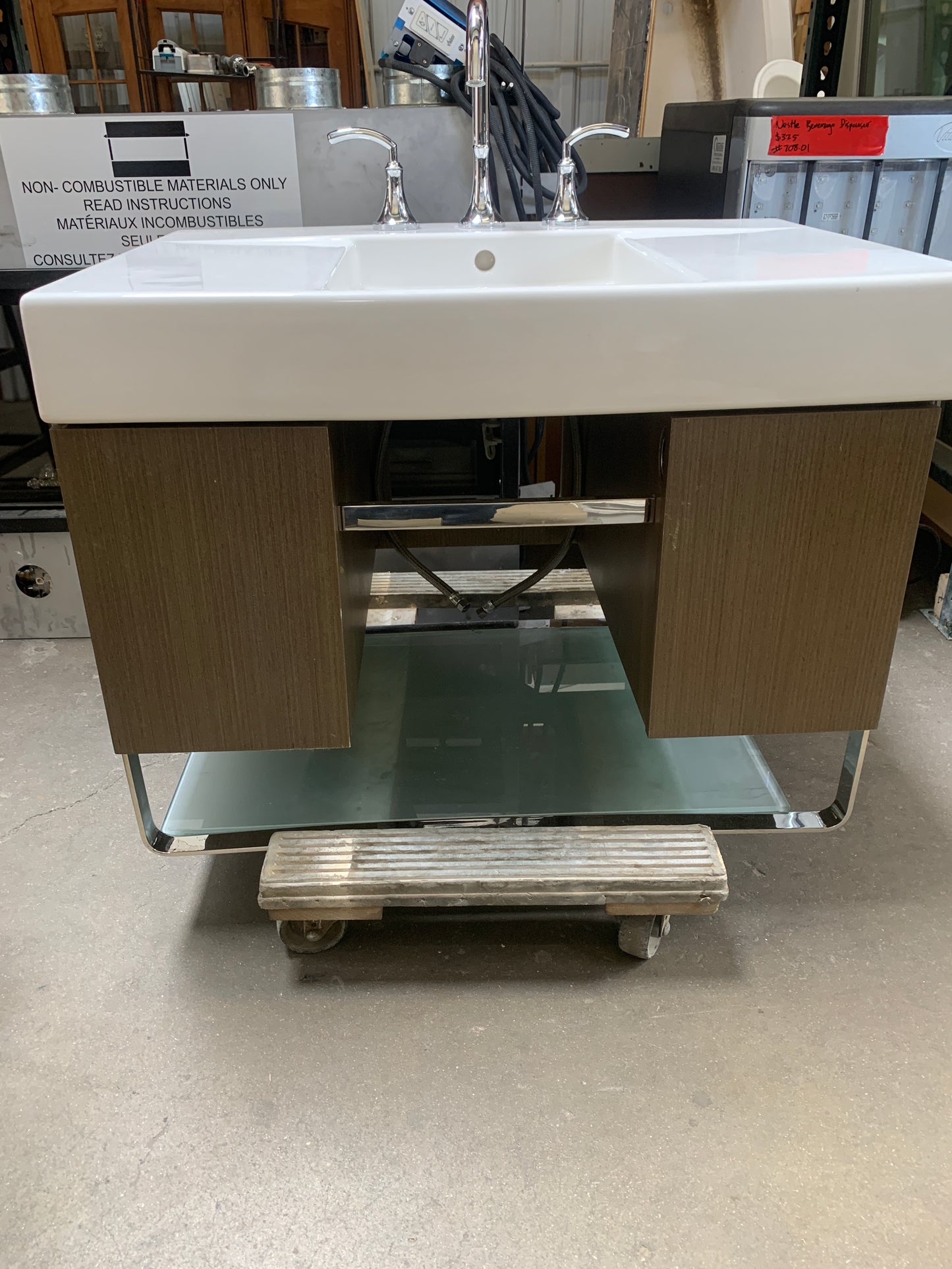 Kohler Wall-Mount Vanity with Moen Faucet Set [808.01]