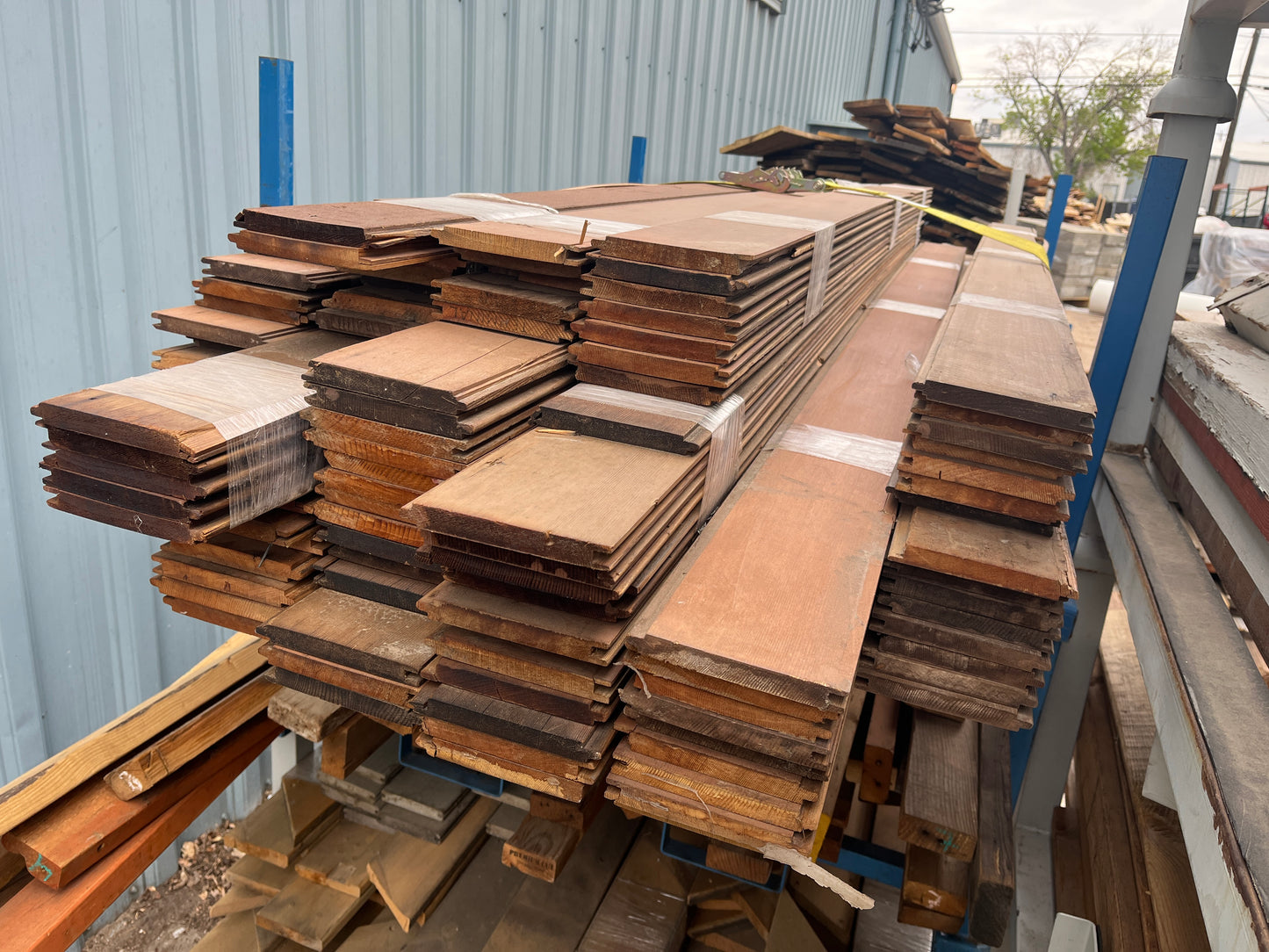 Redwood Reclaimed Shiplap, 5in, 275 sqft [#411.02]