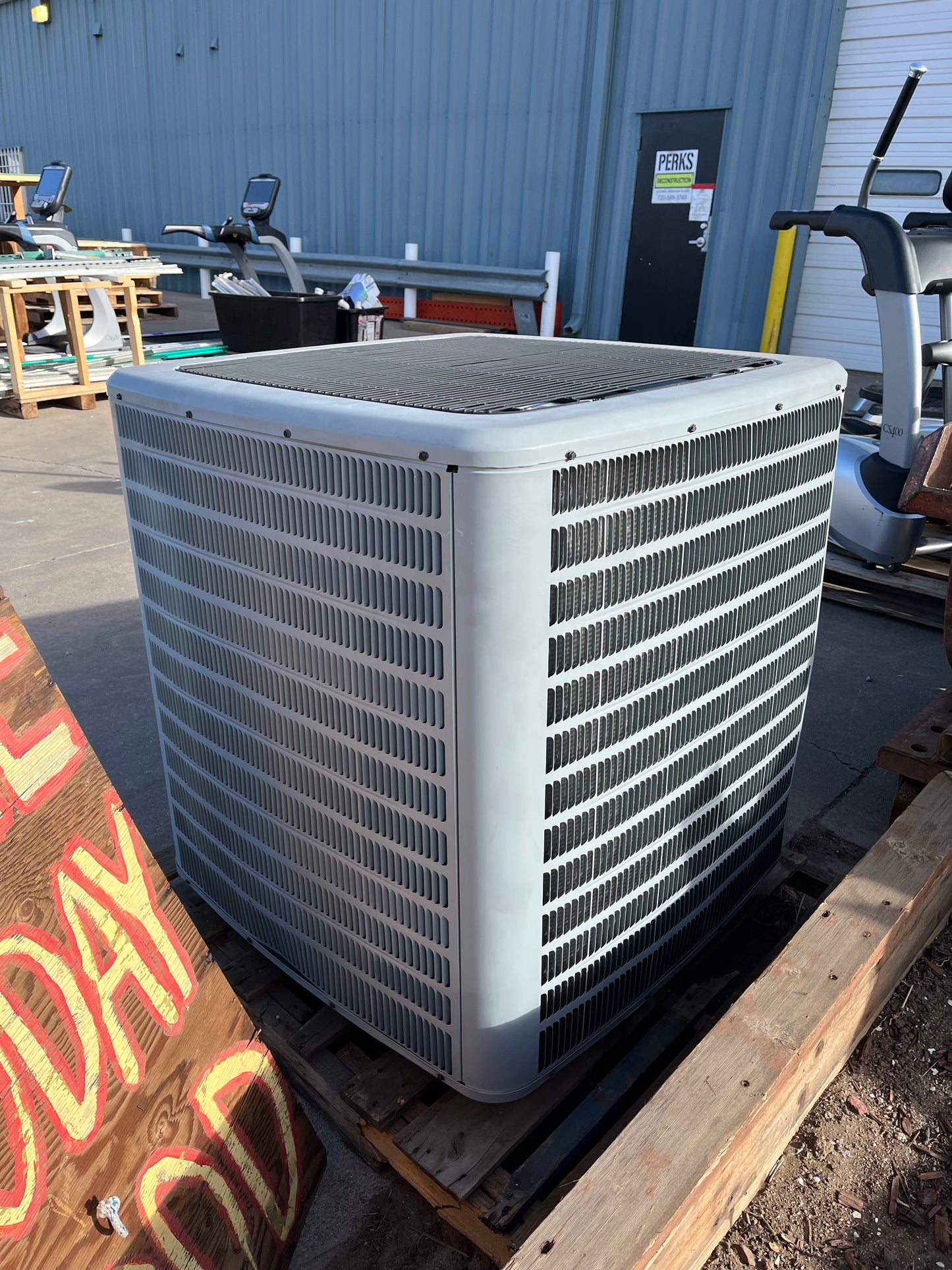 10 Ton Air Conditioner Condenser (Daikin DX11SA1203) [813.03]
