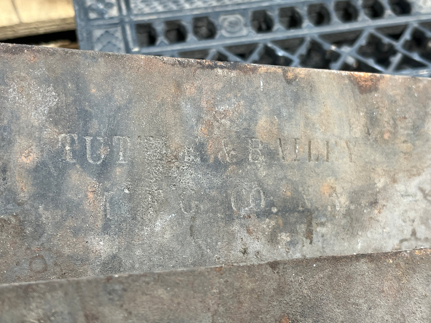 Antique Cast Iron Floor Register 13 7/8" x 11 3/4" [#B427.02]