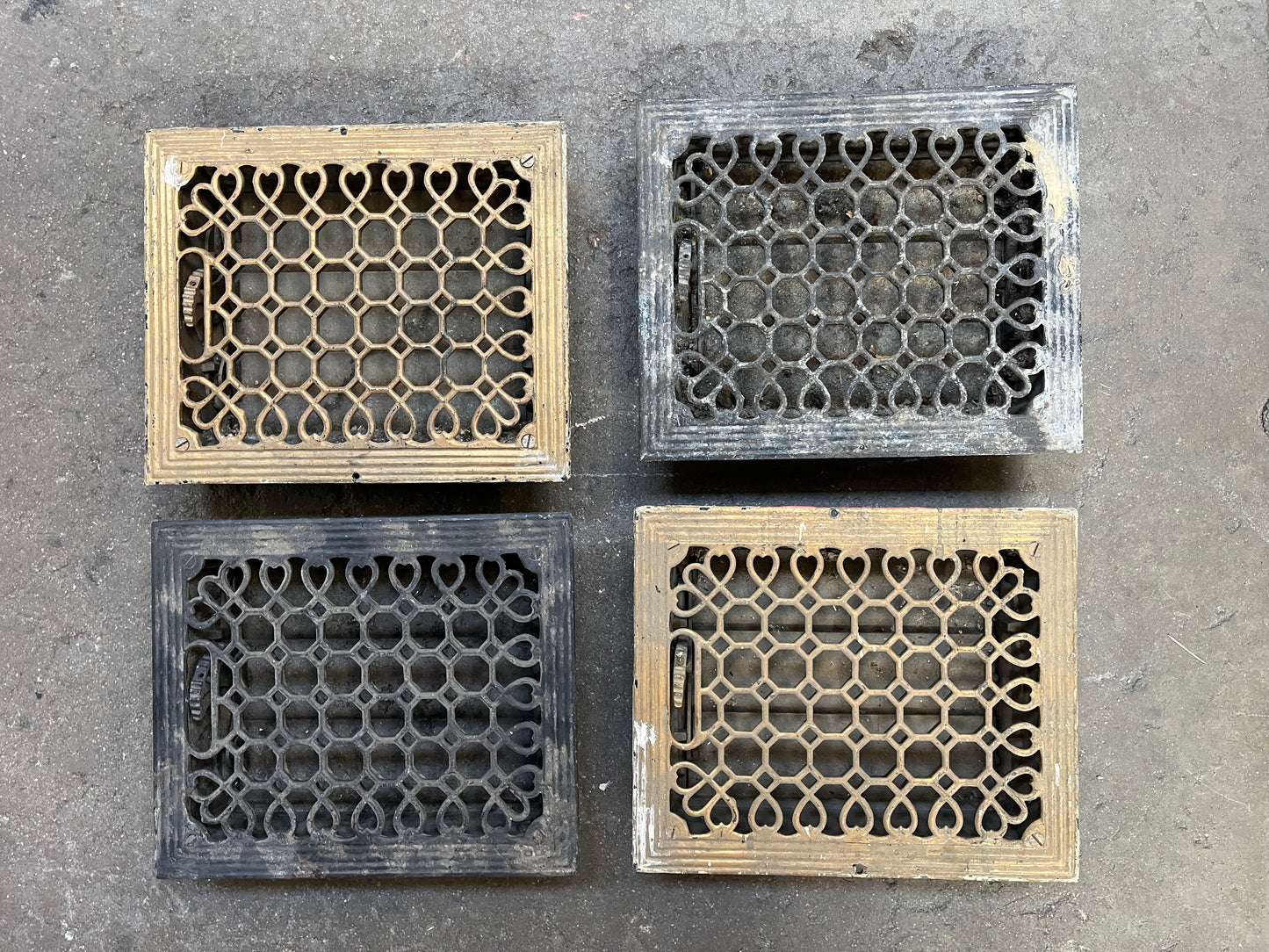 Cast Iron Floor Registers (2) – Geometric Pattern [#B427.10]