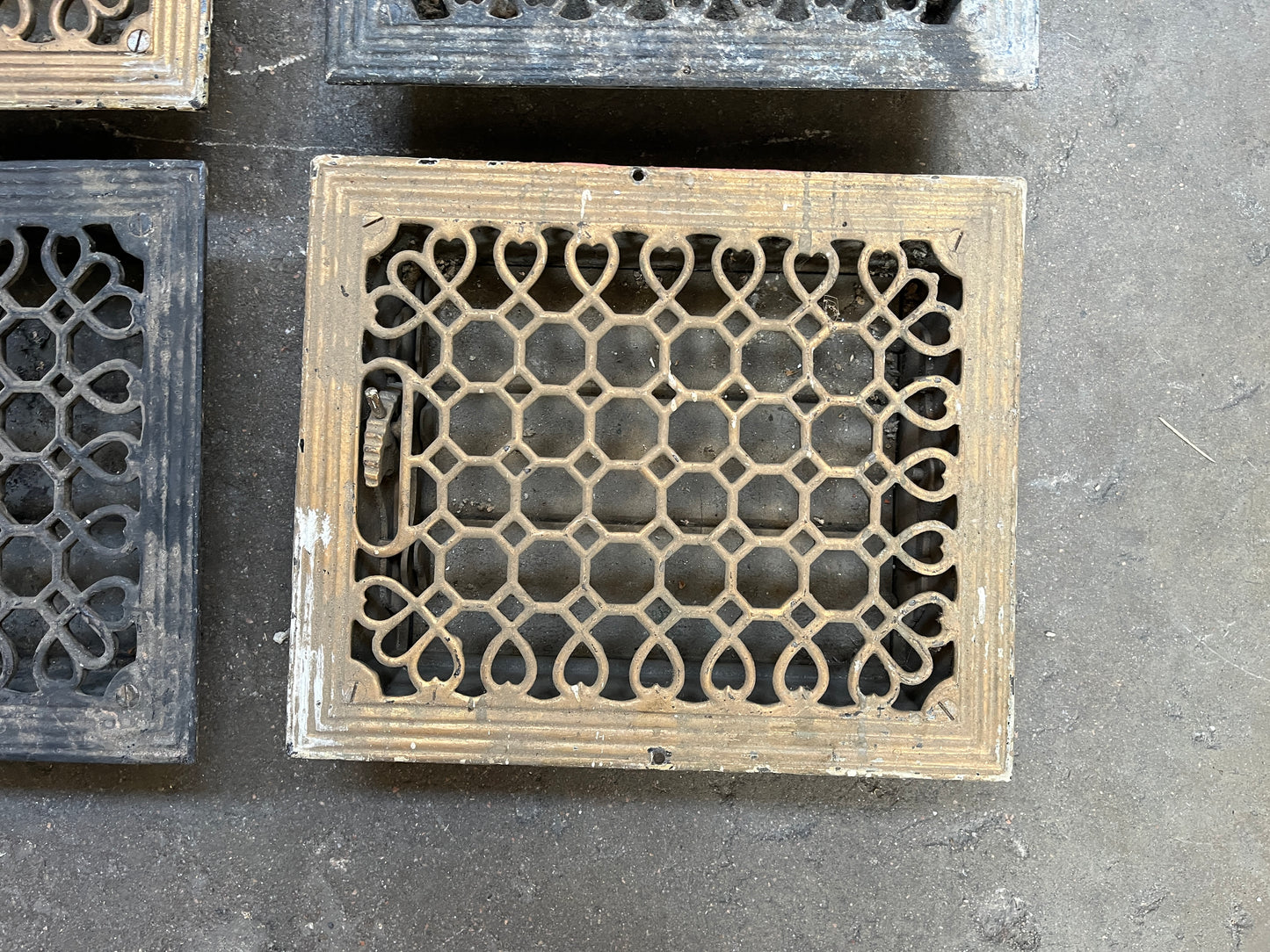 Cast Iron Floor Registers (2) – Geometric Pattern [#B427.10]