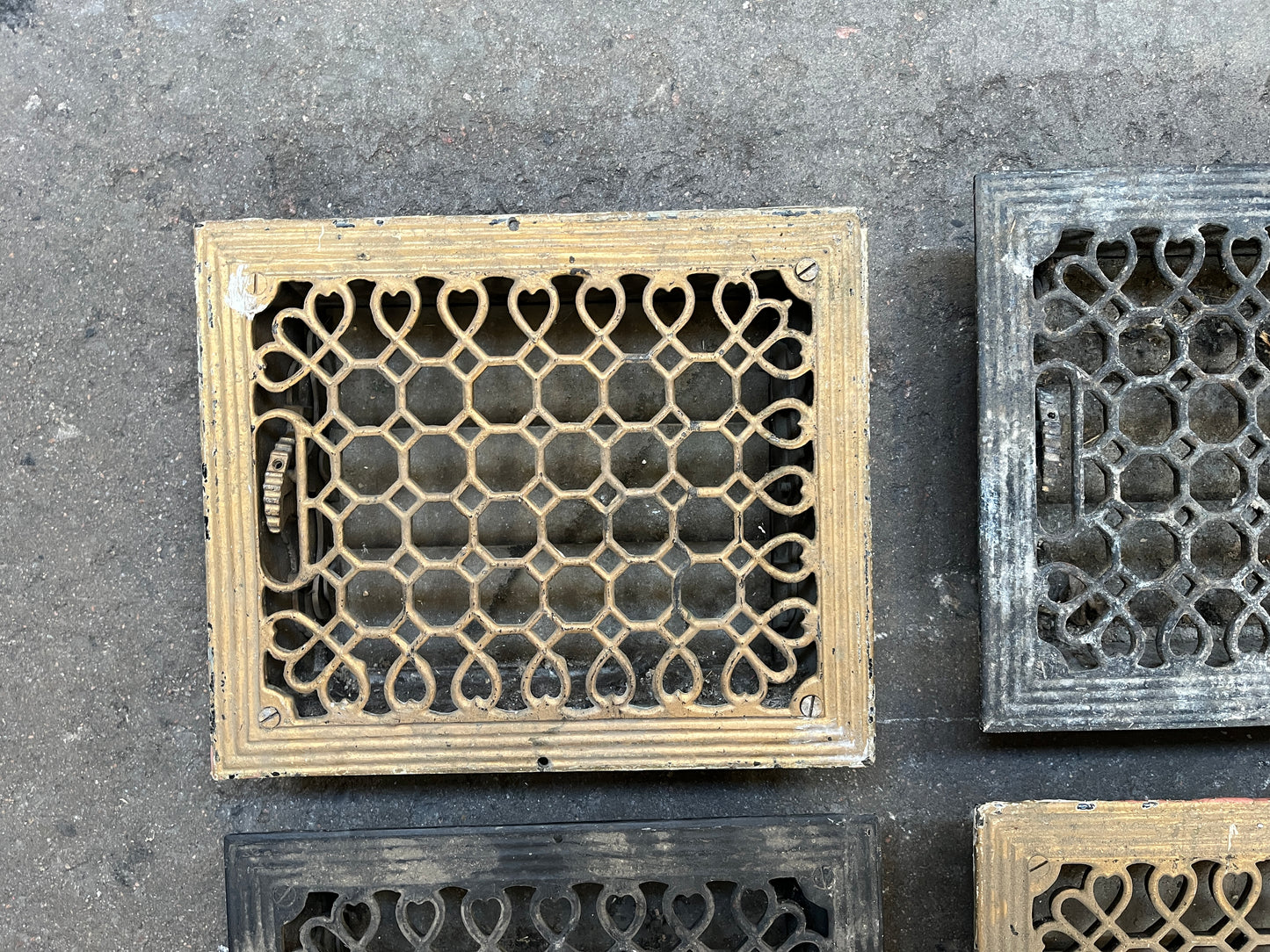 Cast Iron Floor Registers (2) – Geometric Pattern [#B427.10]