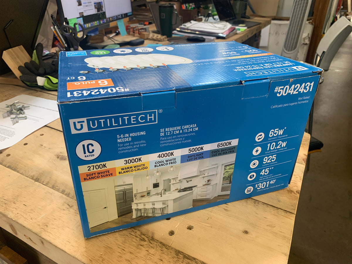 Utilitech 6-Pack LED Recessed Light Trim Kit - New in Box