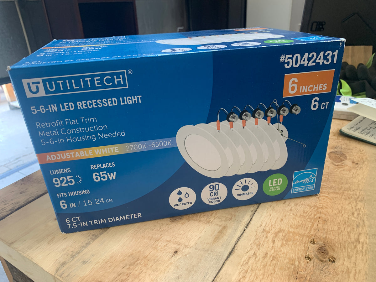 Utilitech 6-Pack LED Recessed Light Trim Kit - New in Box