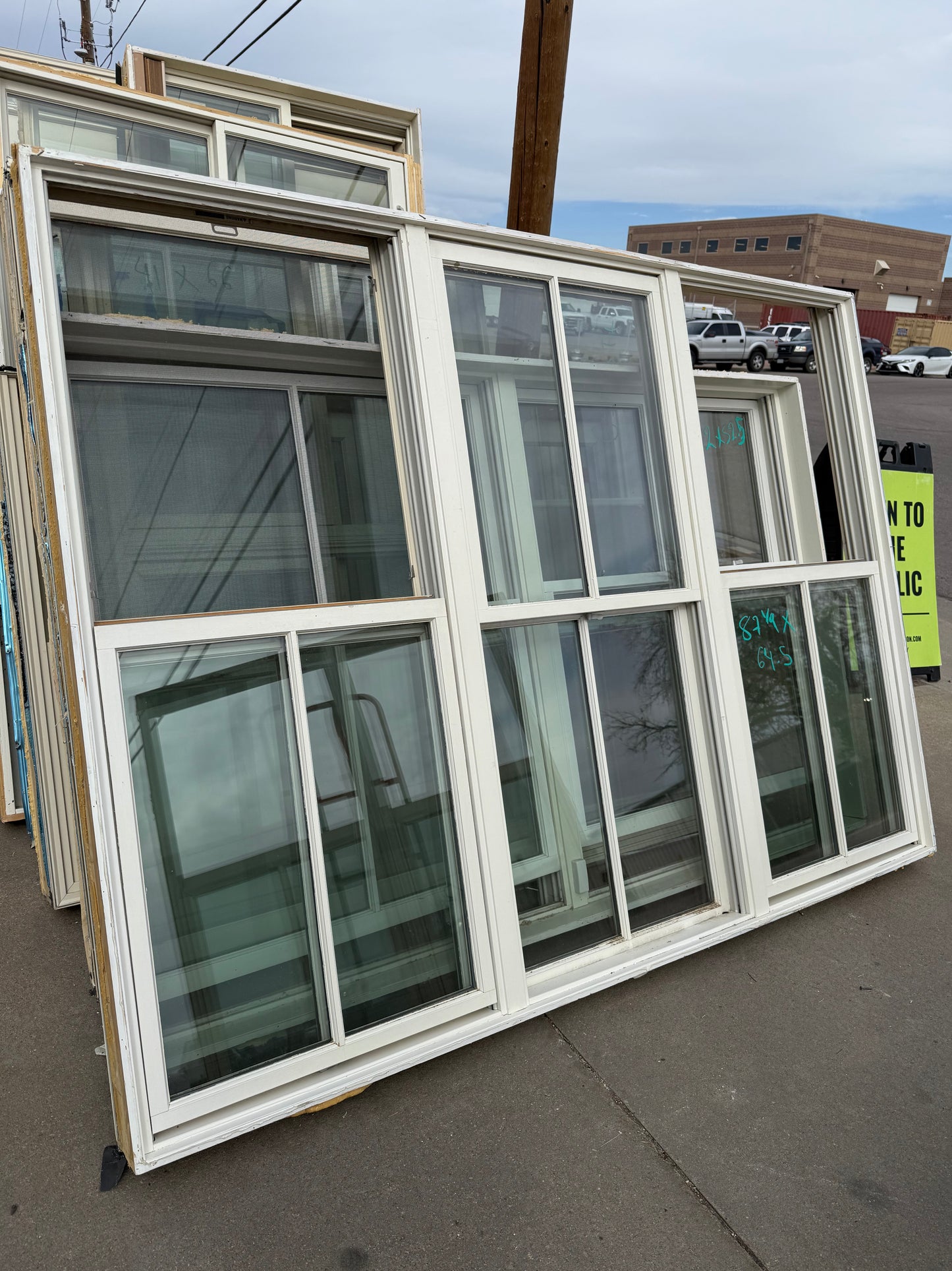 Vinyl Multi-Panel Window 87x64 w Screens [TNCC.407.03]