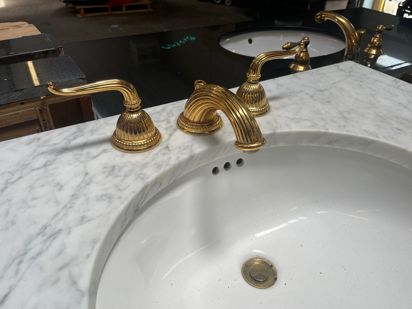 36in Single Bathroom Vanity, Pewter Finish [#SNCC.609.01]