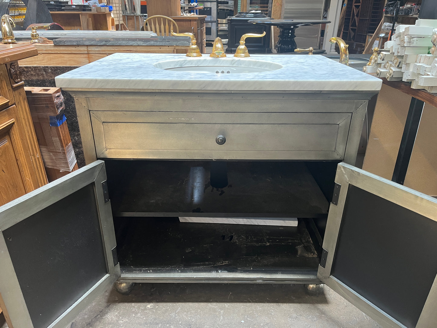 36in Single Bathroom Vanity, Pewter Finish [#SNCC.609.01]