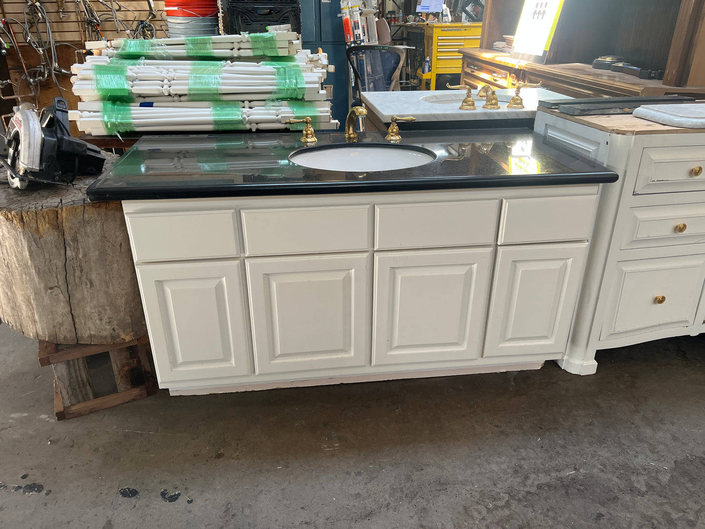 58in Single Bathroom Vanity, White Painted Finish [#SNCC.609.03]