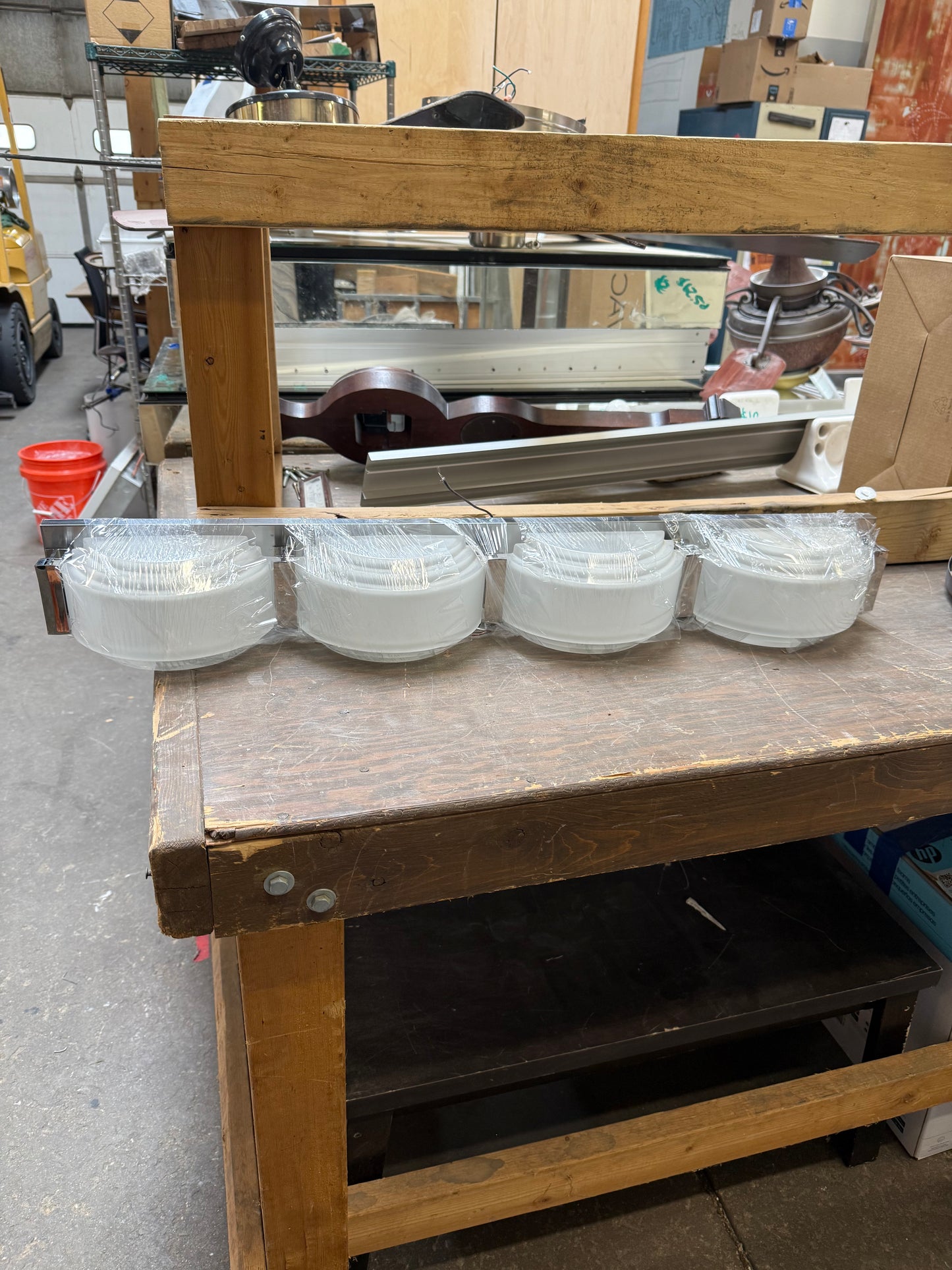 Modern 4-Light Vanity Light Fixture w/ Frosted Shades [#E414.07]