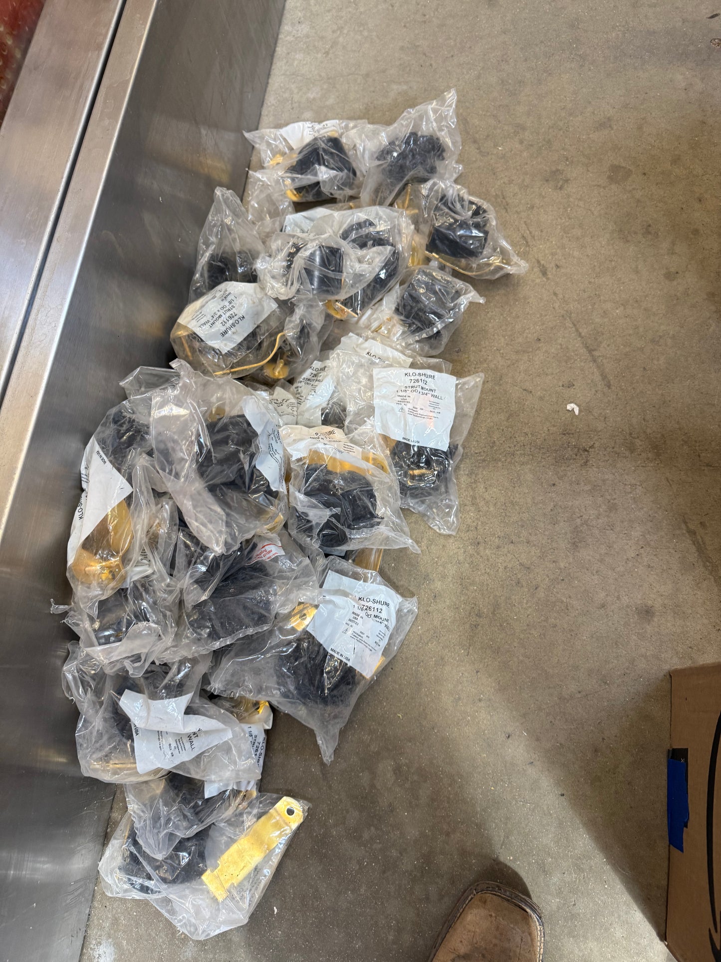 Pipe Insulation Clamps Assorted Sizes [#E421.02]