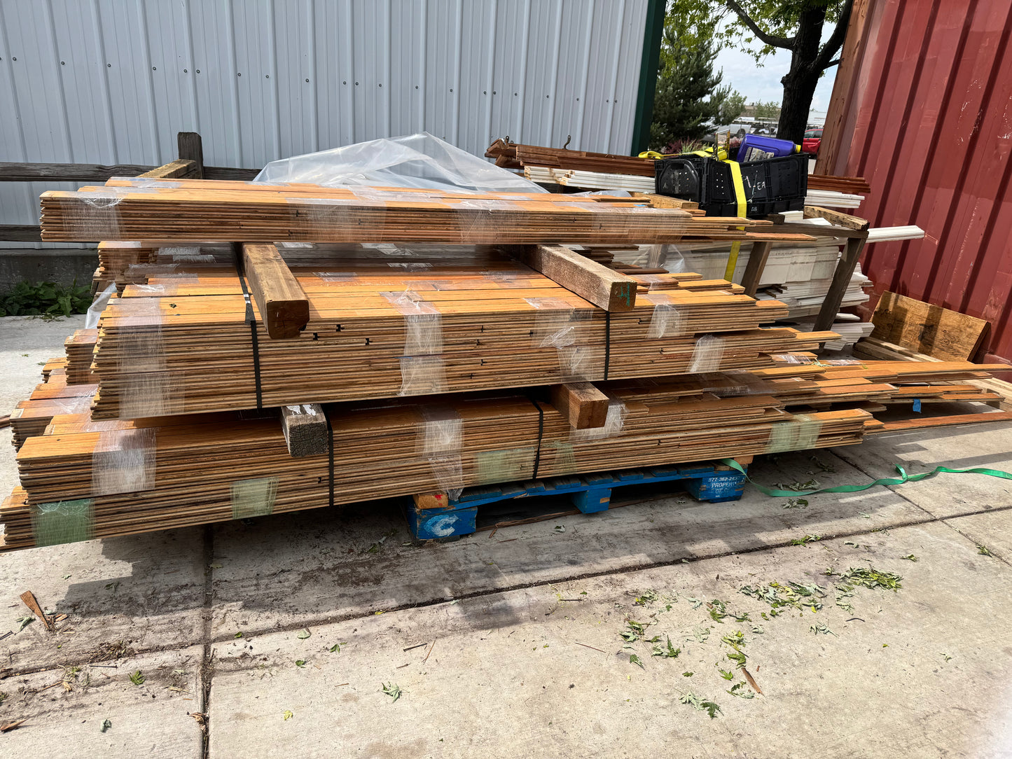 Oak Flooring, 525 sqft [#N603.01]