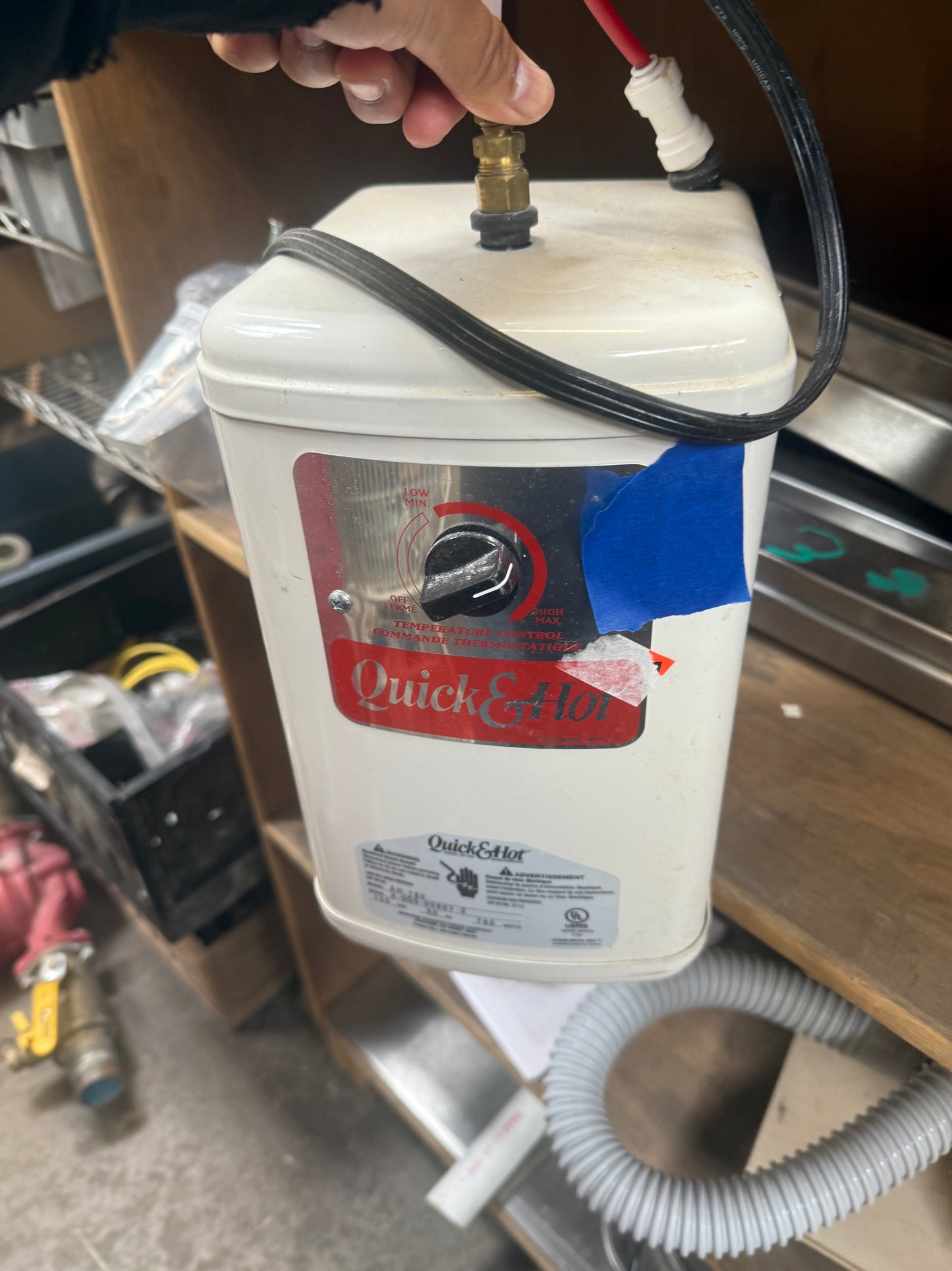 Quick &amp; Hot Instant Hot Water Tank AH-780 [#E506.07]