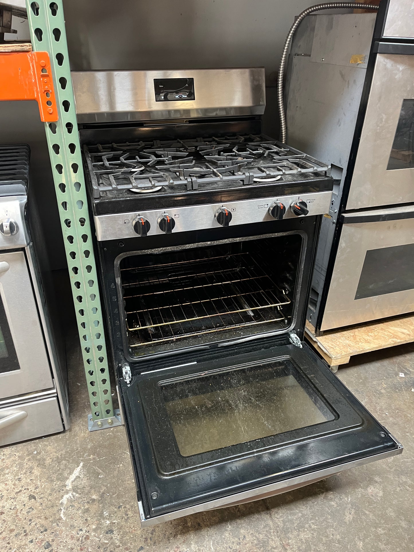30in Reclaimed Frigidaire Gas Range, Black Stainless