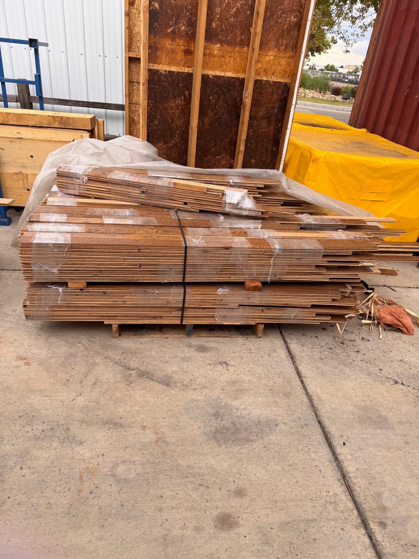 Oak Reclaimed Flooring, 2 1/4in, 400 sqft