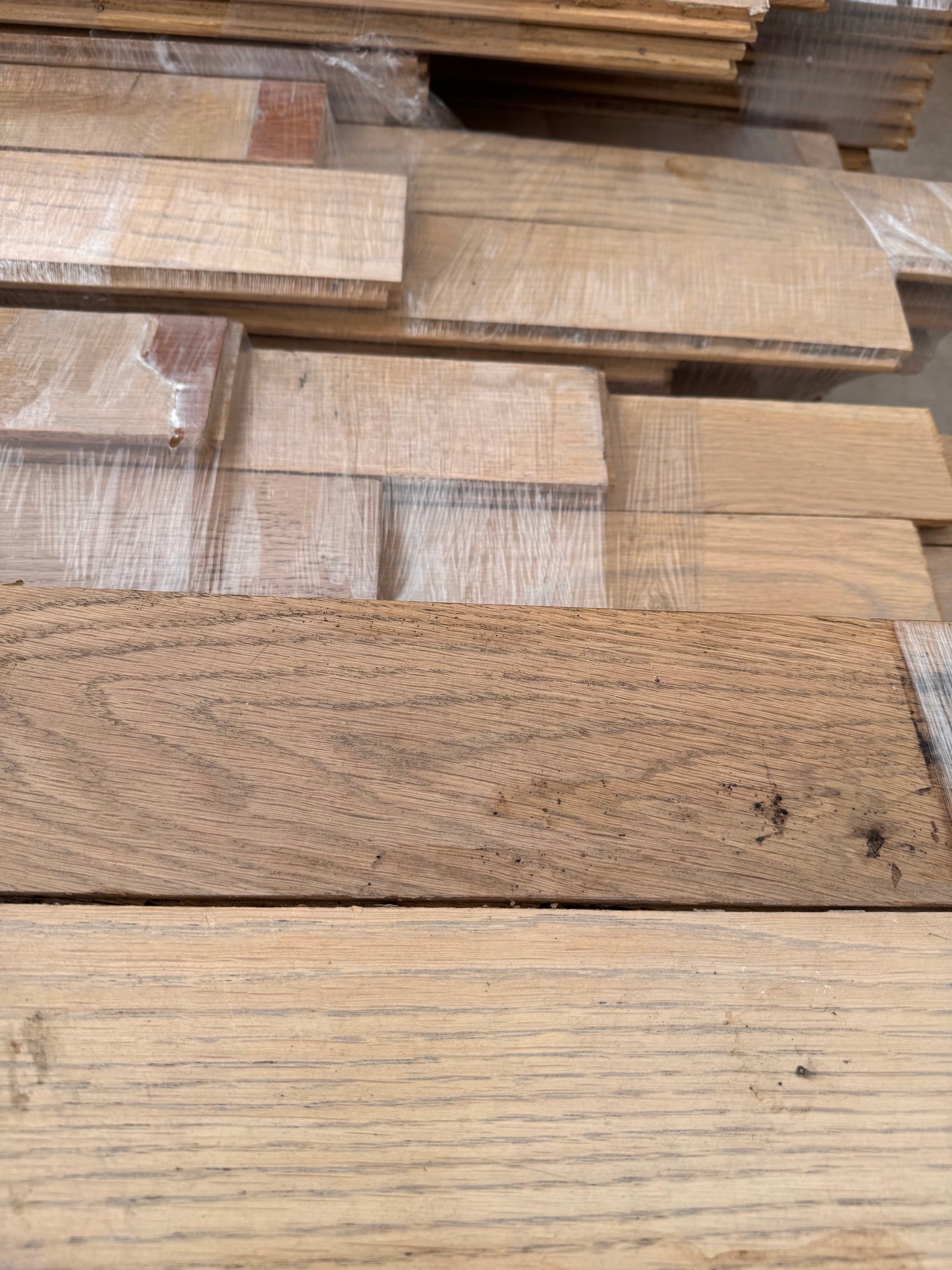 Oak Reclaimed Flooring, Variable Width, 400 sqft
