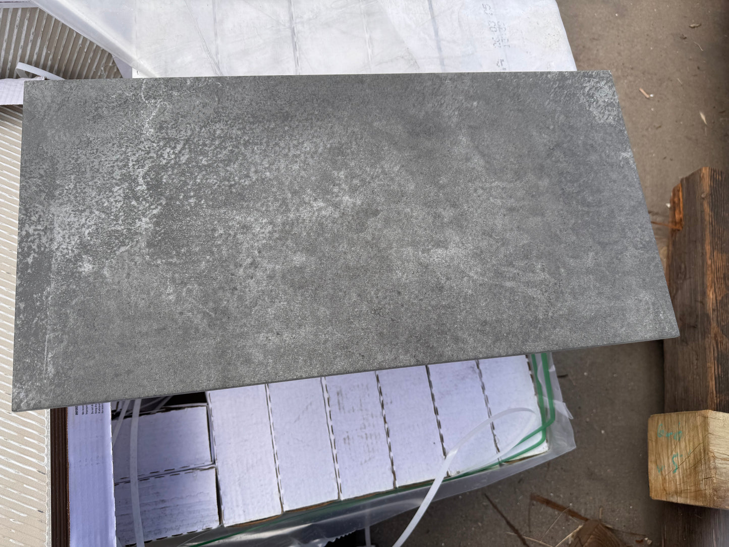 Industrial-chic matte black porcelain tiles-Stone Look
