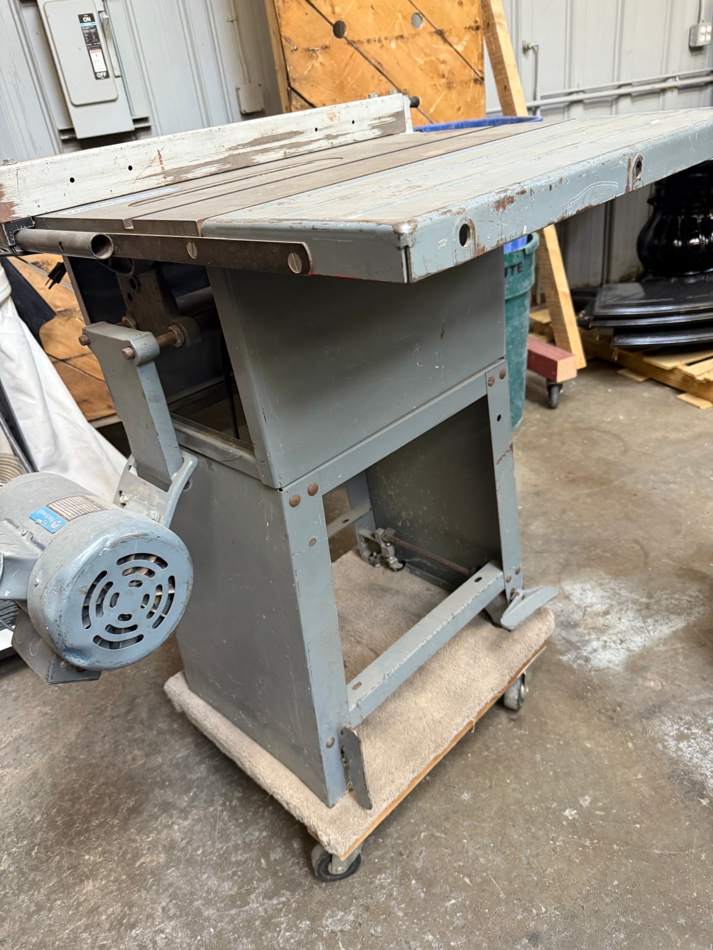 Rockwell Model 10 Contractor Table Saw [#E518.04]