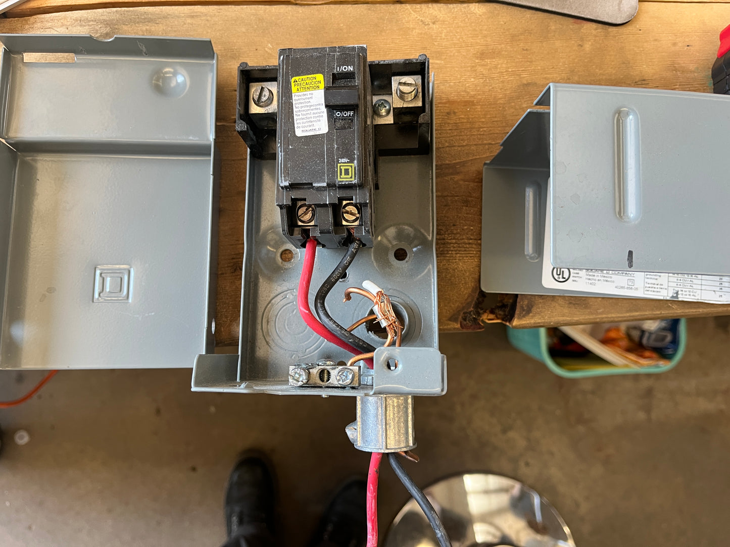 Square D QO-200TR Rainproof Molded Case Switch Enclosure Housing