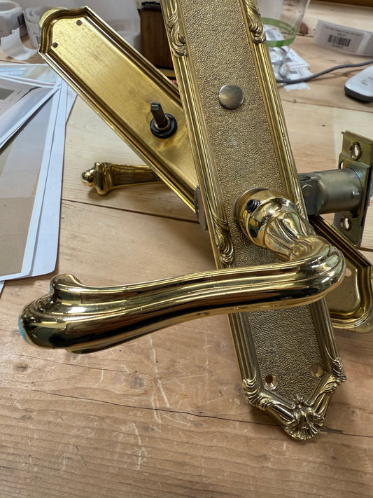 Baldwin Estate Privacy Lever Set, Polished Brass [#E519.02]