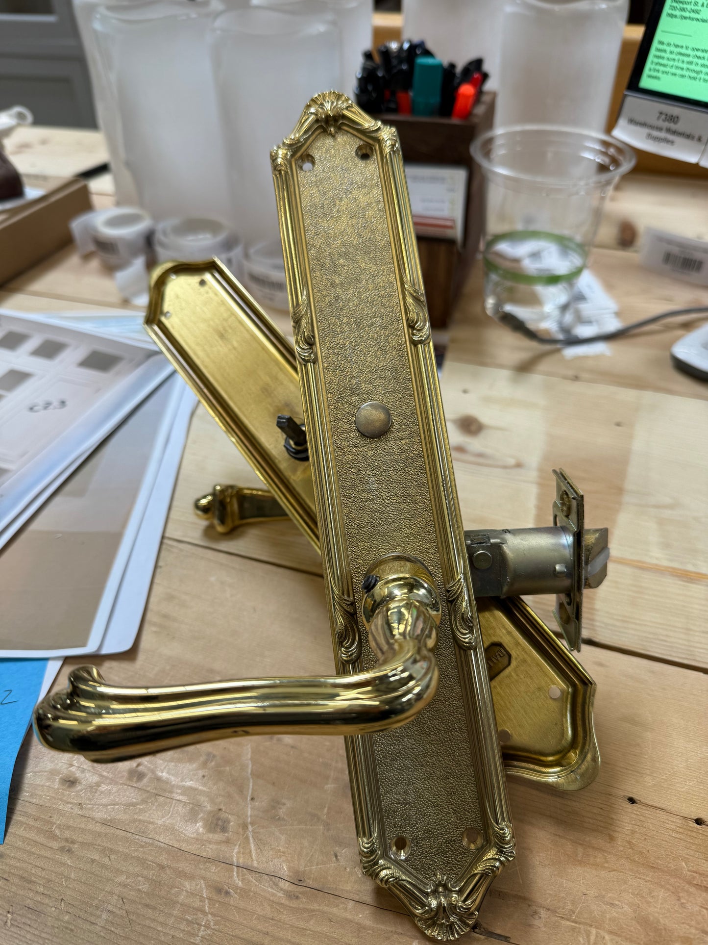 Baldwin Estate Privacy Lever Set, Polished Brass [#E519.02]