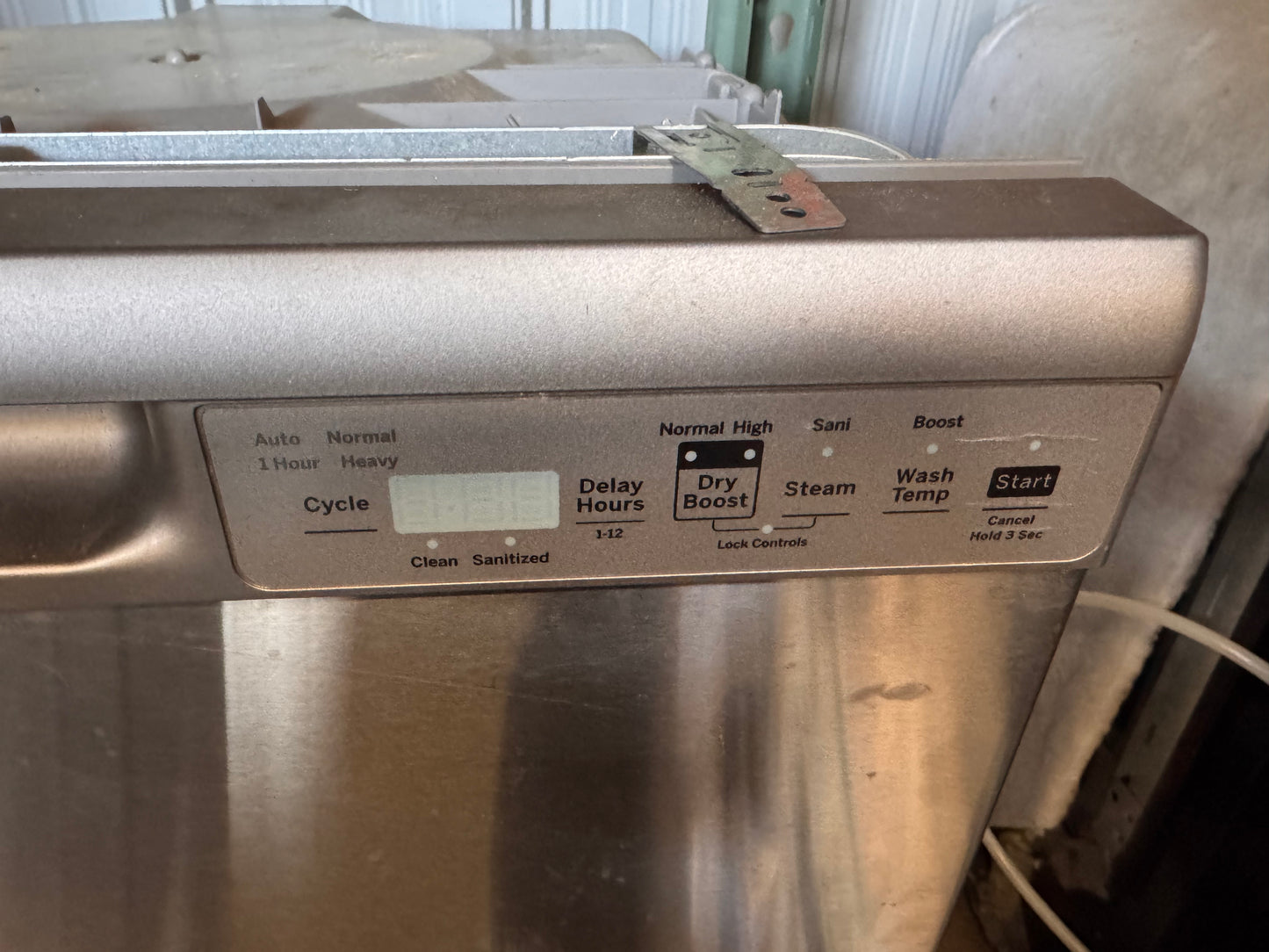24in Reclaimed GE Dishwasher, Stainless Steel