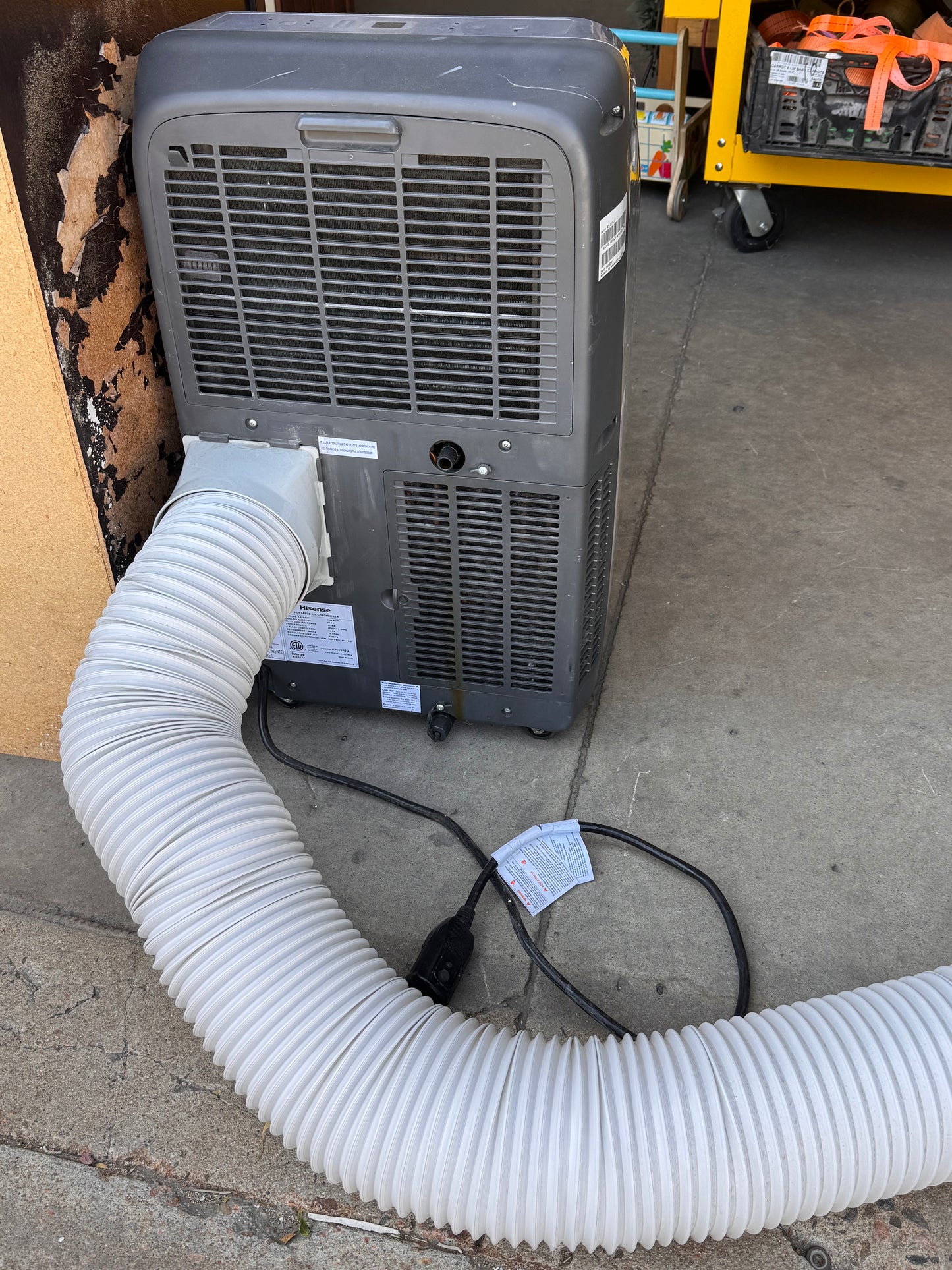 Reclaimed Hisense Portable Air Conditioner, 12,000 BTU