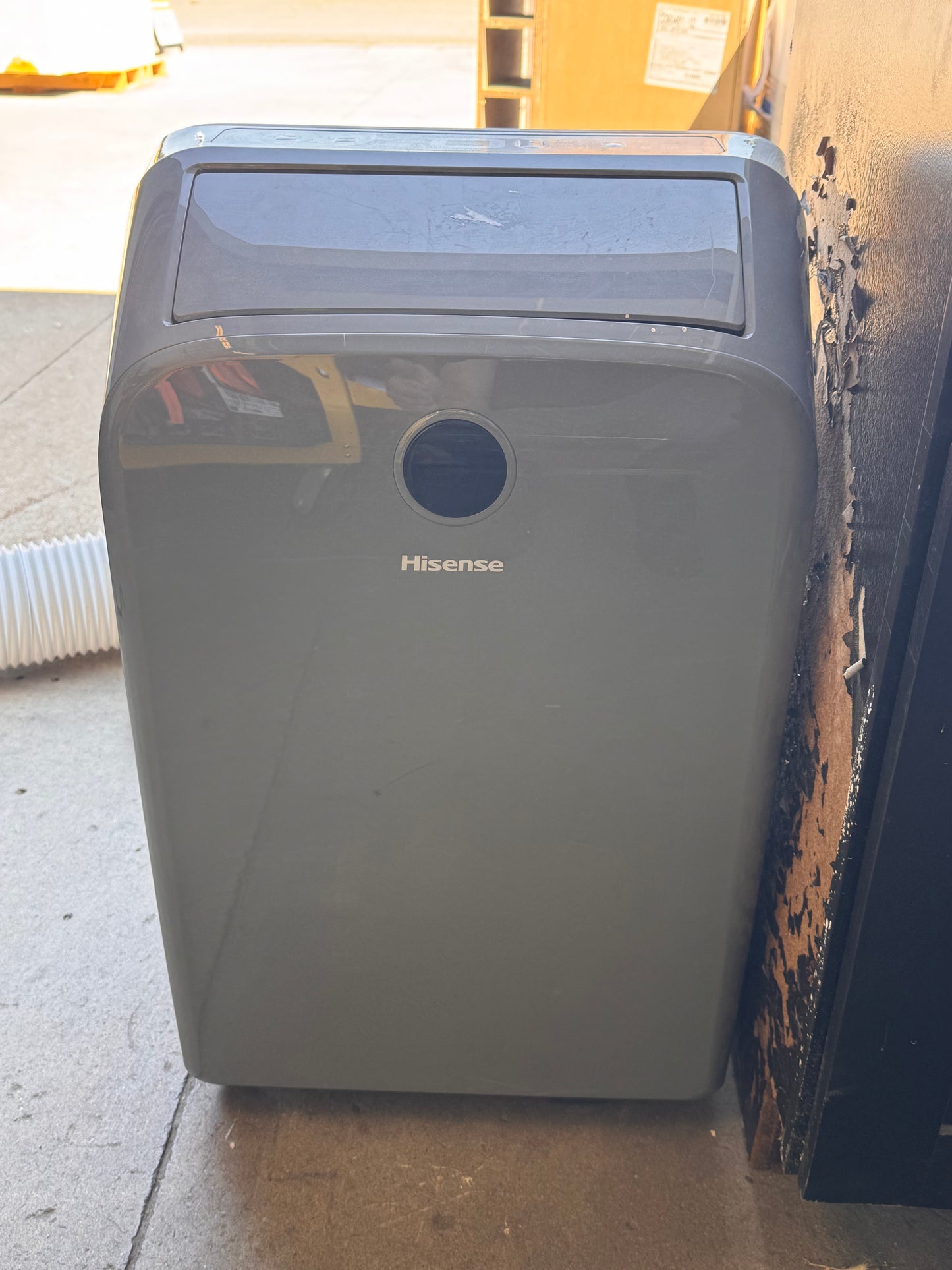 Reclaimed Hisense Portable Air Conditioner, 12,000 BTU