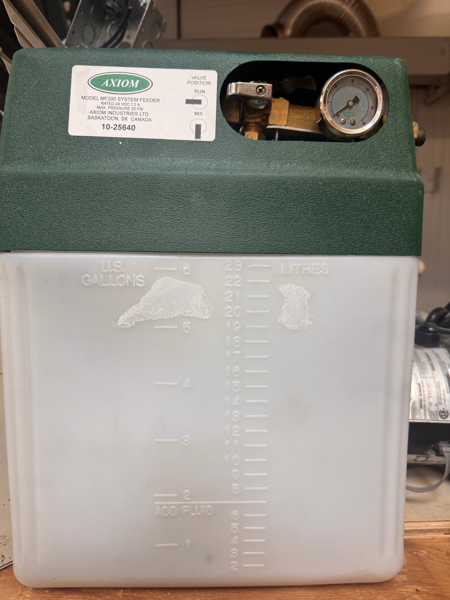 Reclaimed Axiom Mini Hydronic System Feeder, 6 Gallon