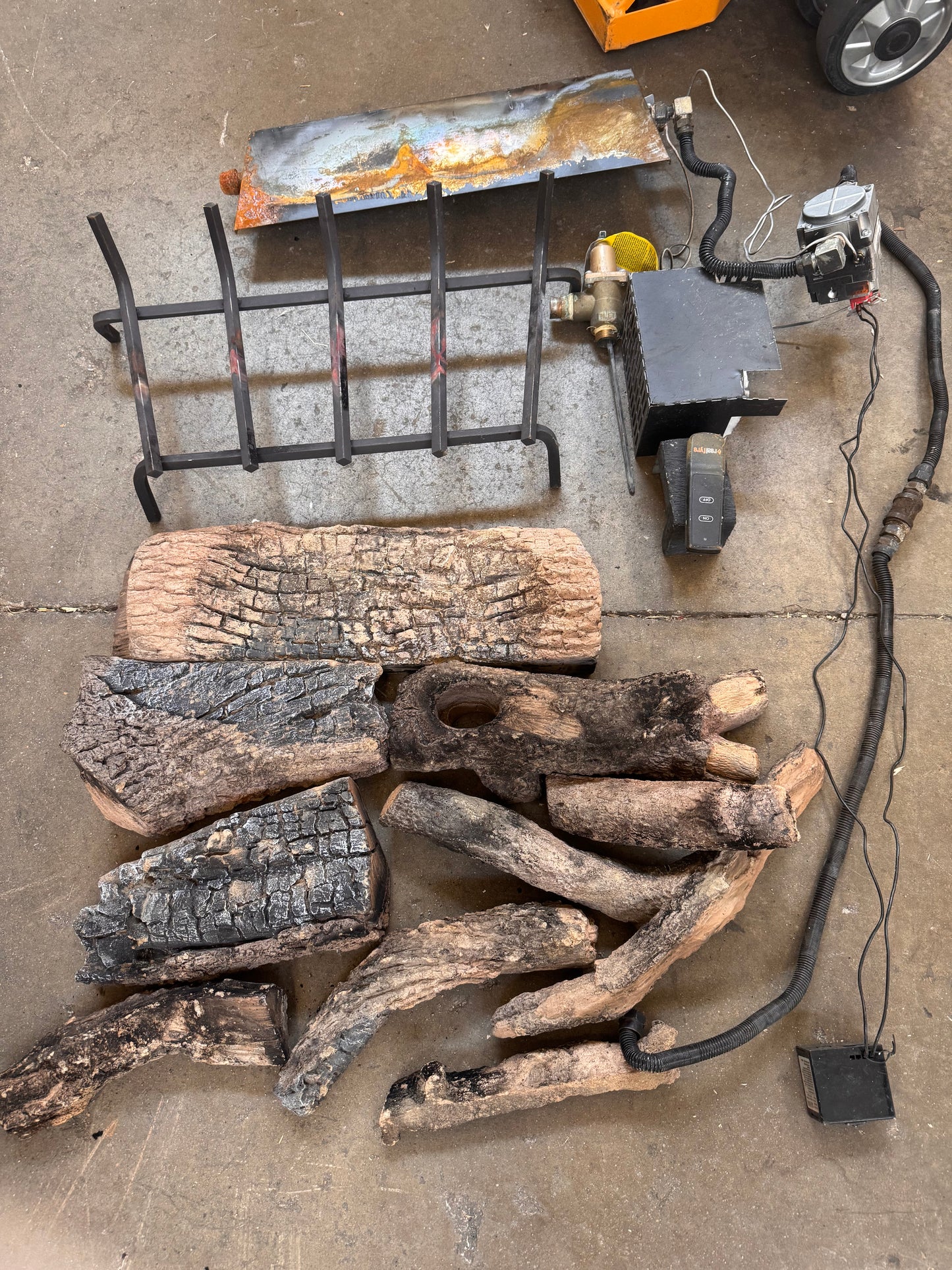 Reclaimed Real Fyre Millivolt Gas Log Set with Remote