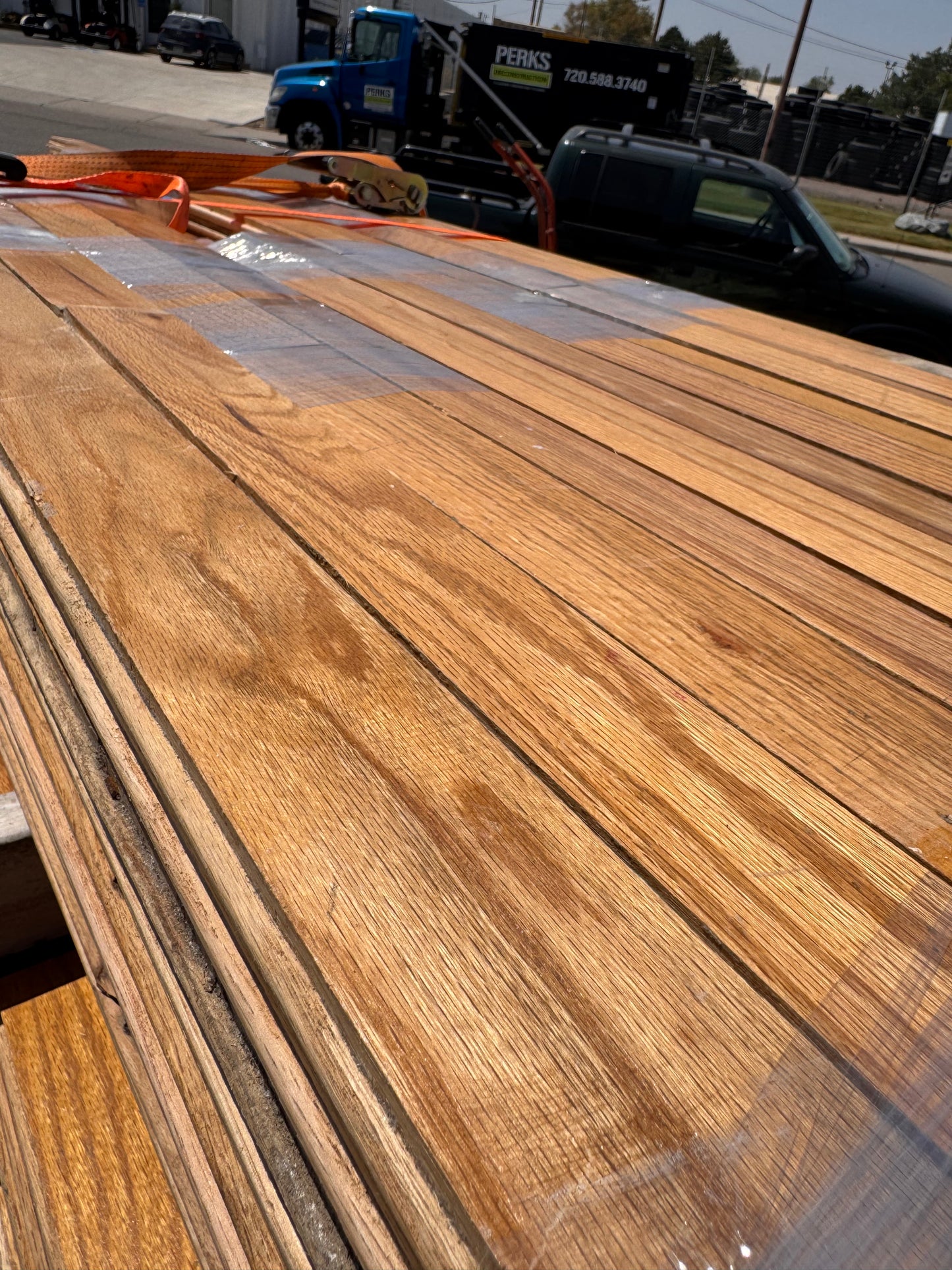 Oak Reclaimed Flooring, 2.25in, 625 sqft