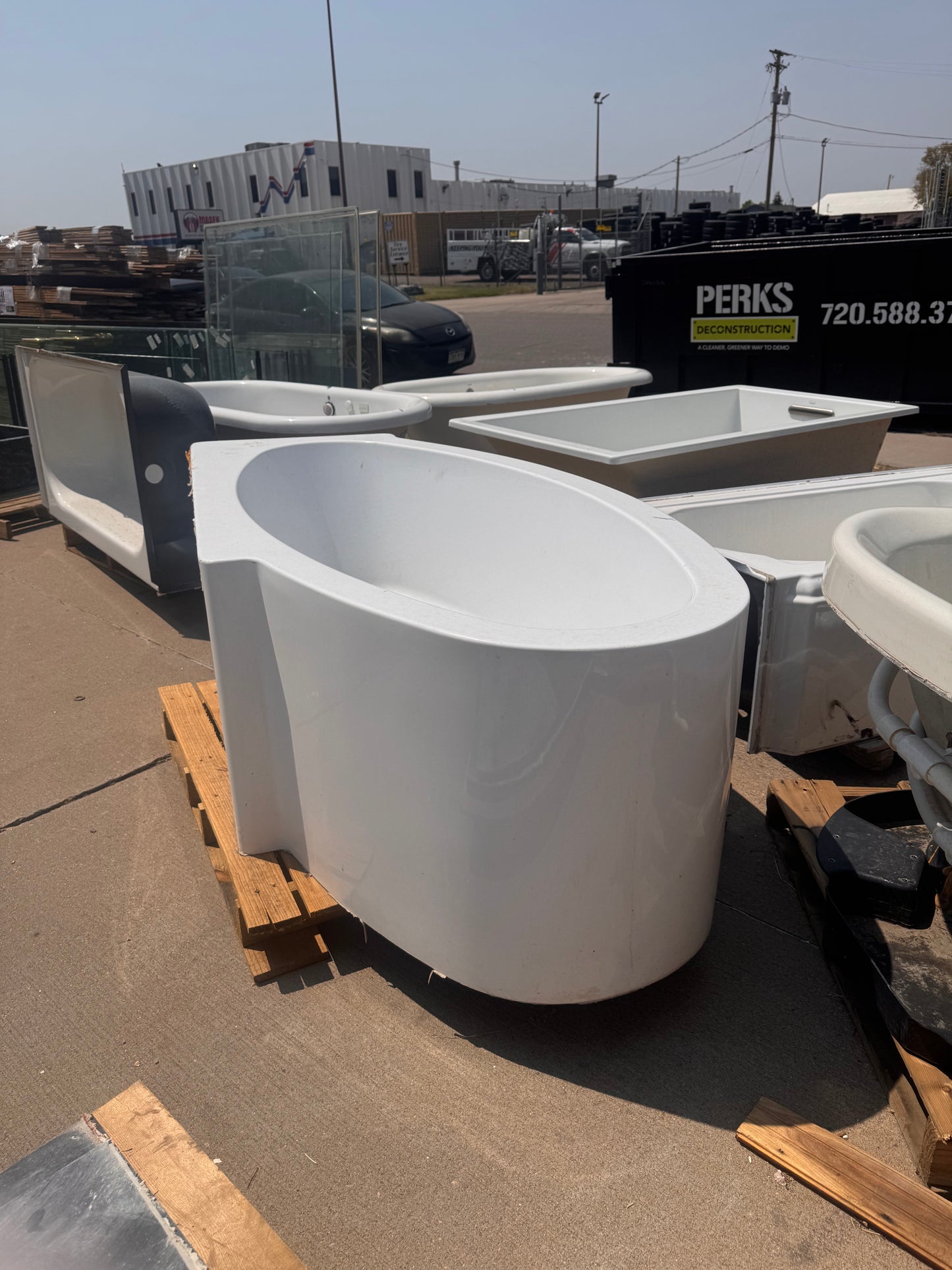 Reclaimed Soaking Tub, 6 Foot White