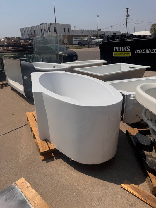 Reclaimed Soaking Tub, 6 Foot White